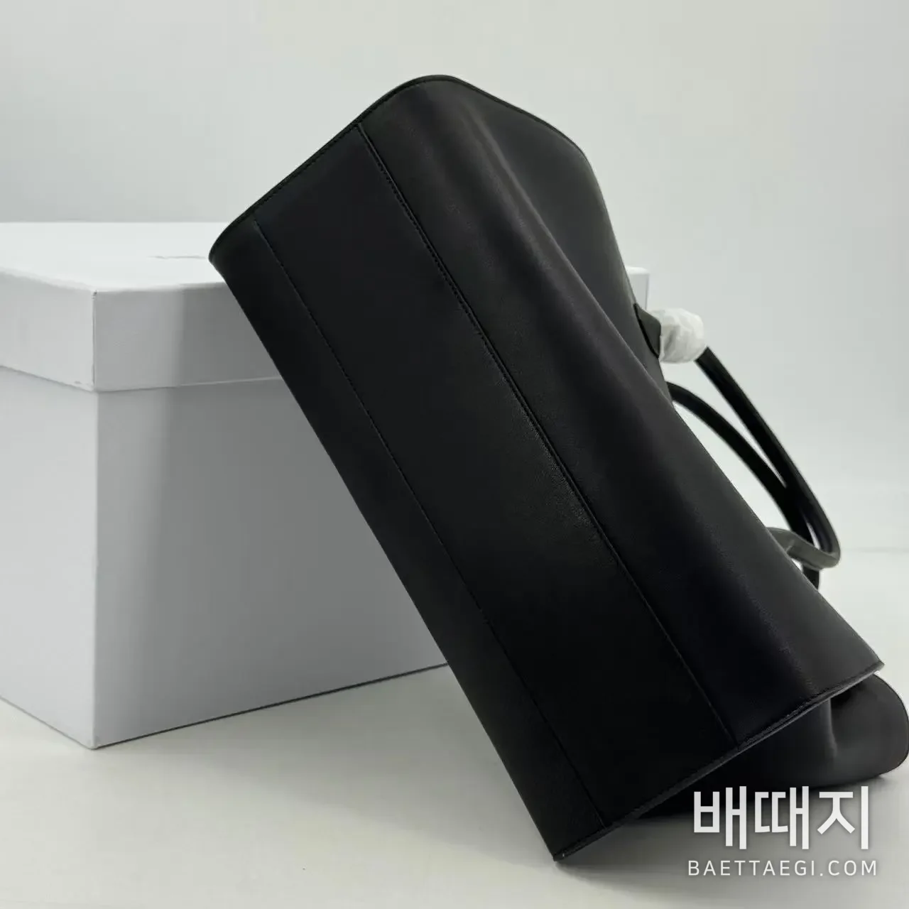 더로우 머니 14 인치 PU 가죽 가방 75302 검수사진 7