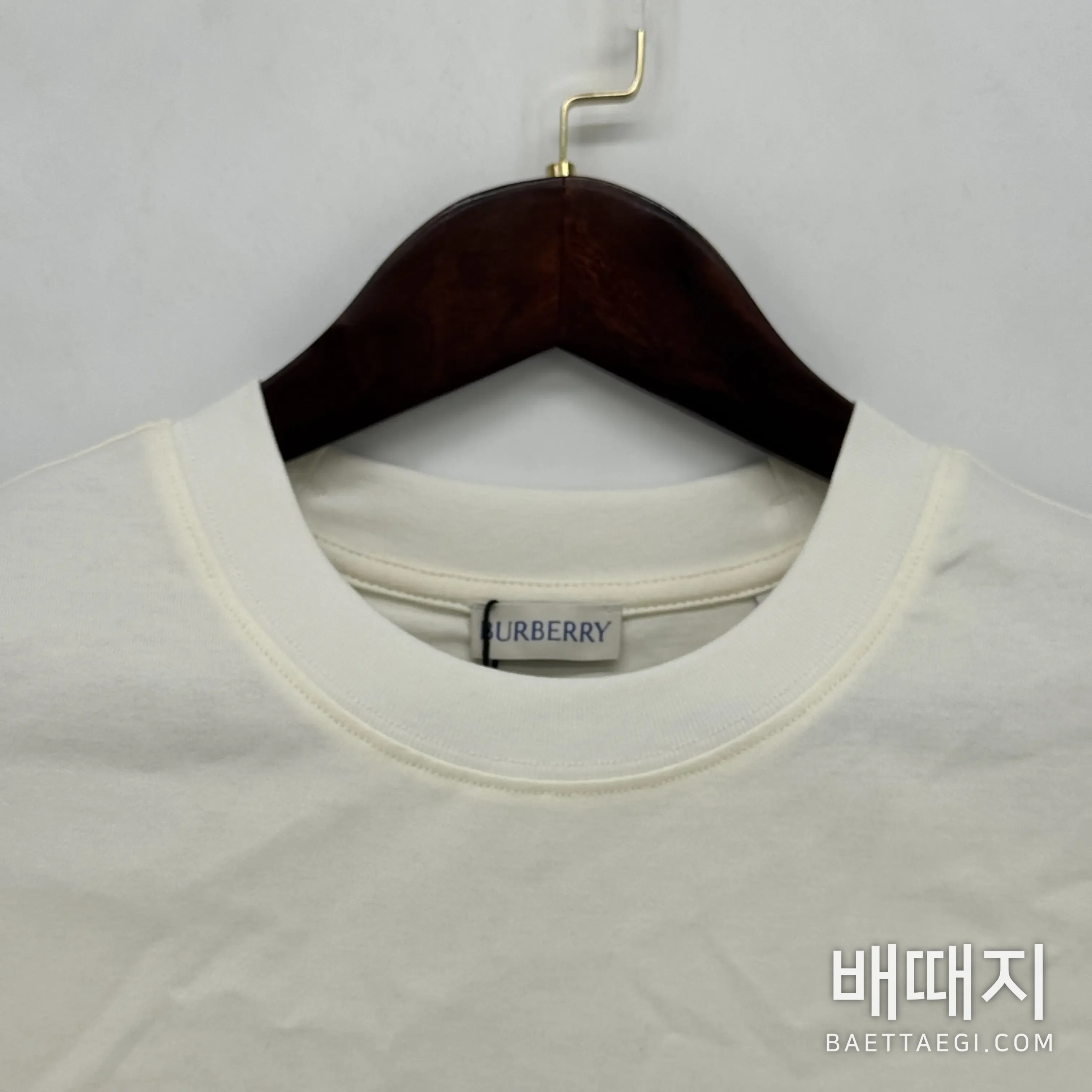 버버리 반팔 검수사진 4
