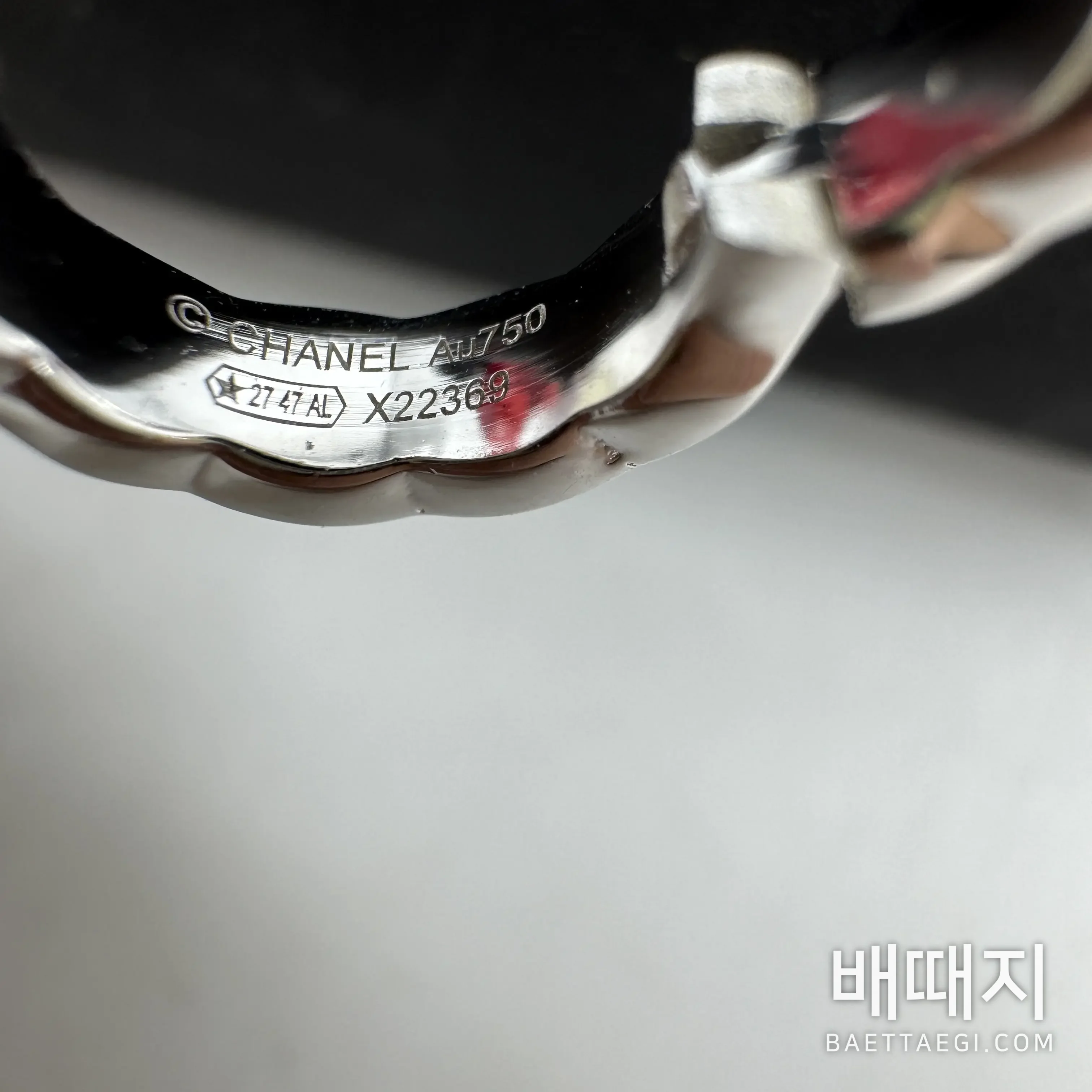 샤넬 화이트골드 코코 크러쉬 귀걸이 178420 검수사진 8