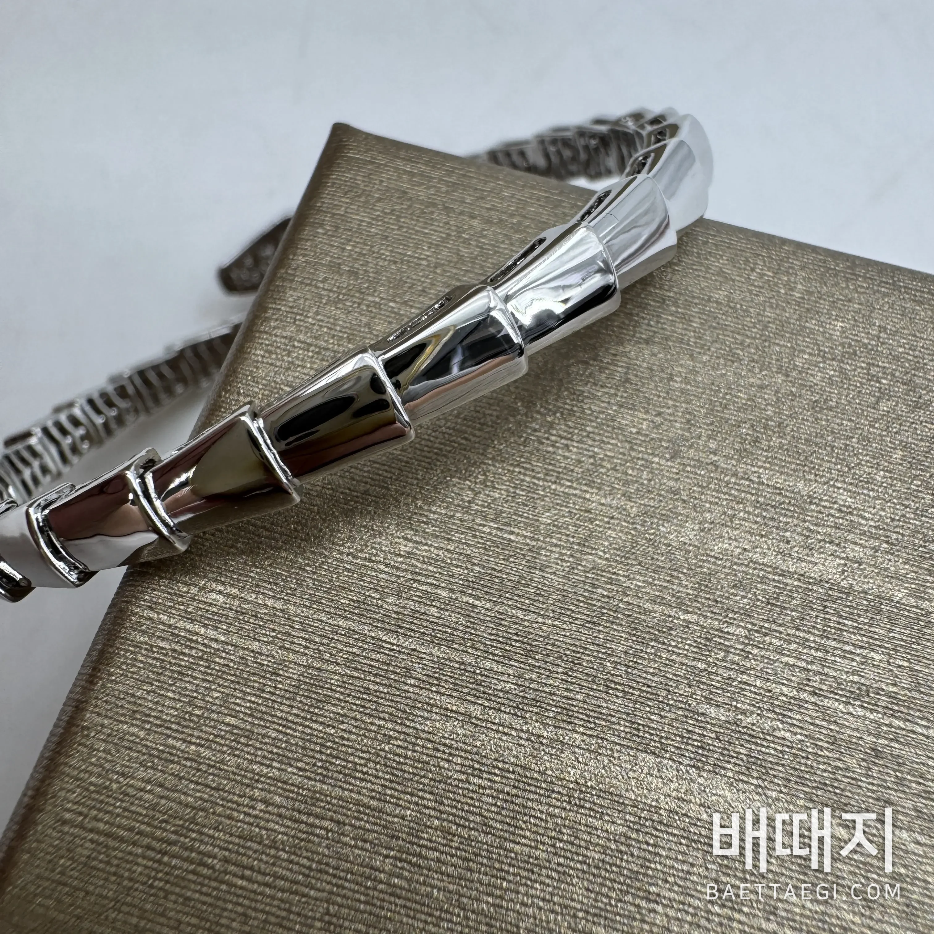 불가리 셀펜티 바이퍼 다이아몬드 뱅글 팔찌 검수사진 5