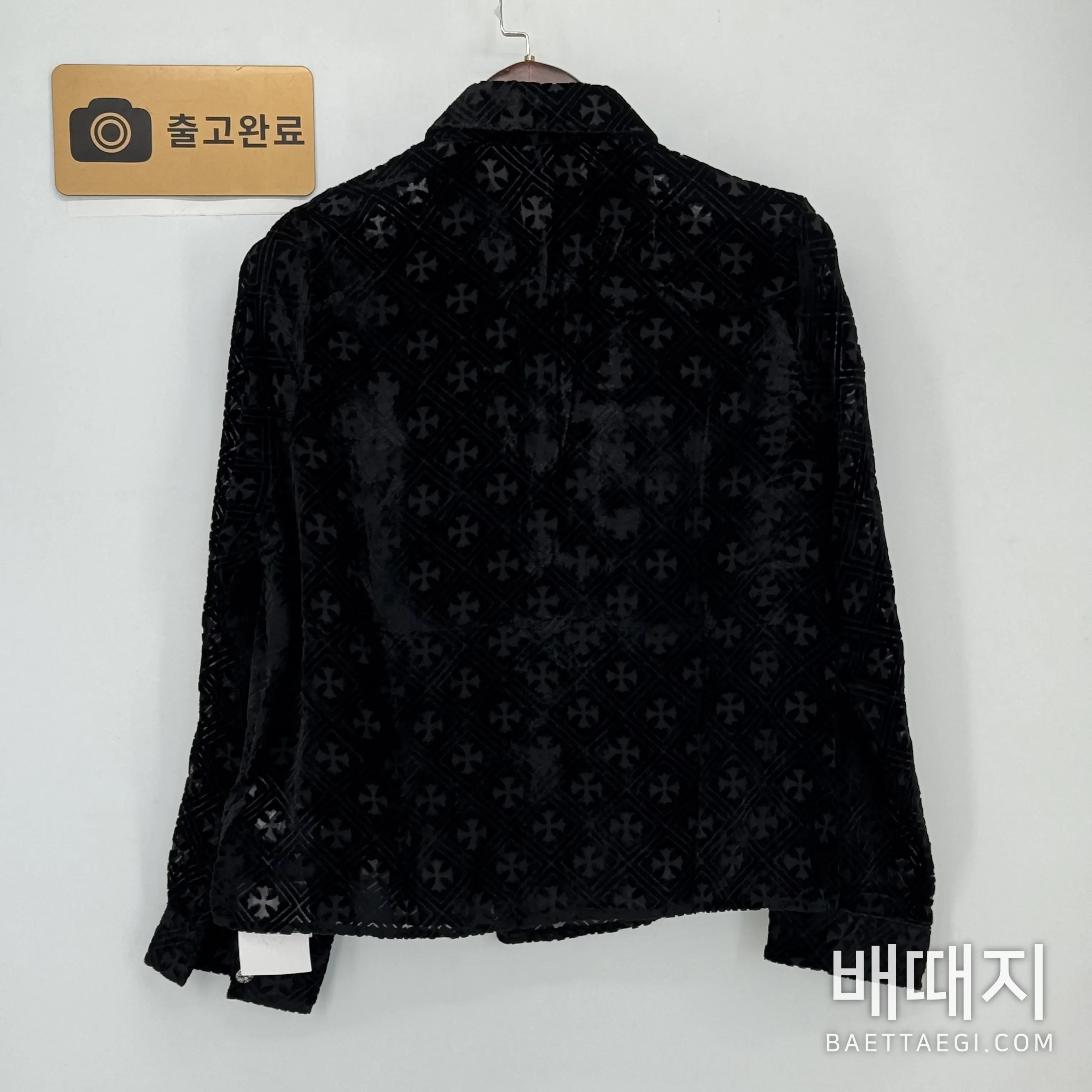 크롬하츠 마할 키타 모노그램 크로스 벨벳 셔츠 156286 검수사진 6