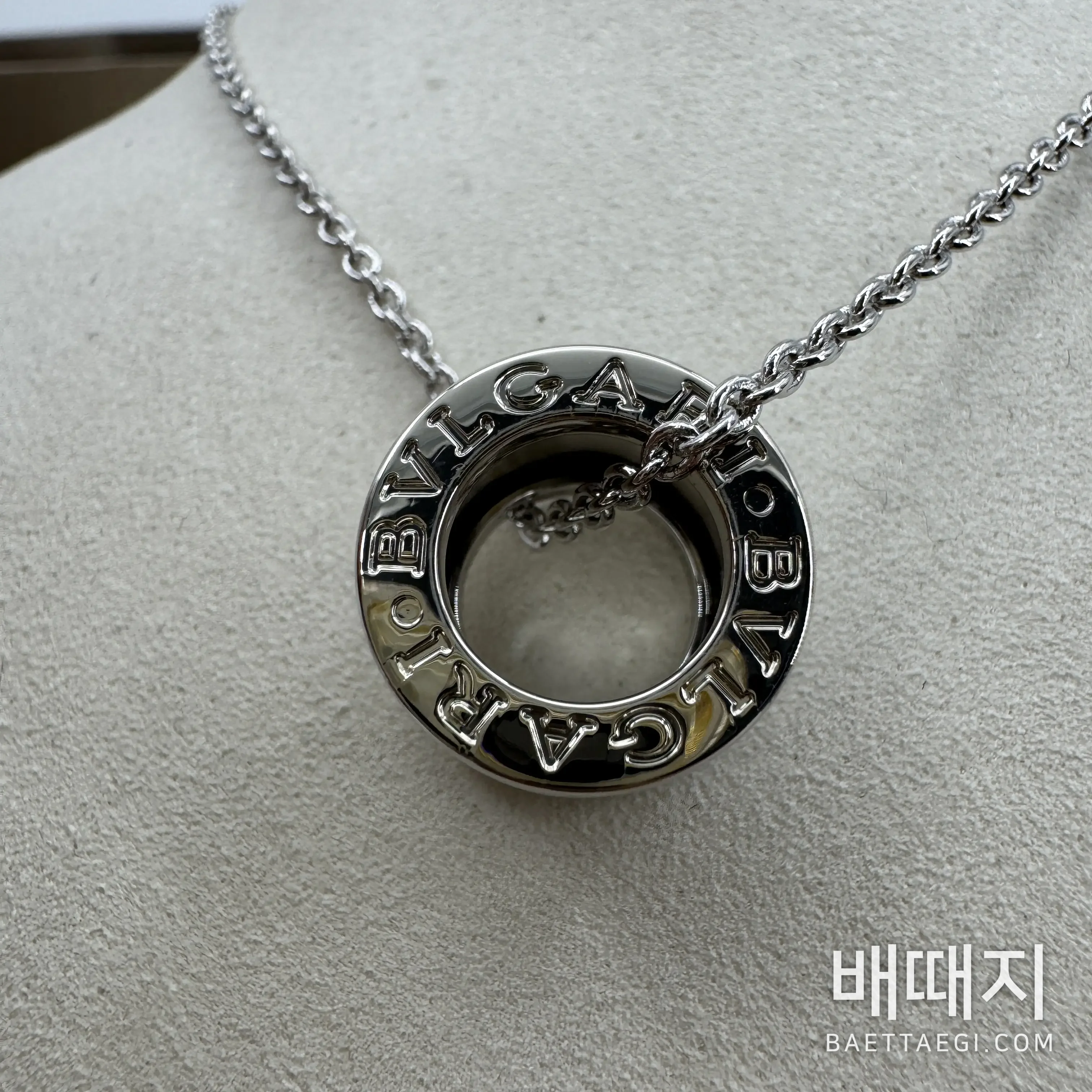 불가리 리틀레드맨 스터드 목걸이 검수사진 4
