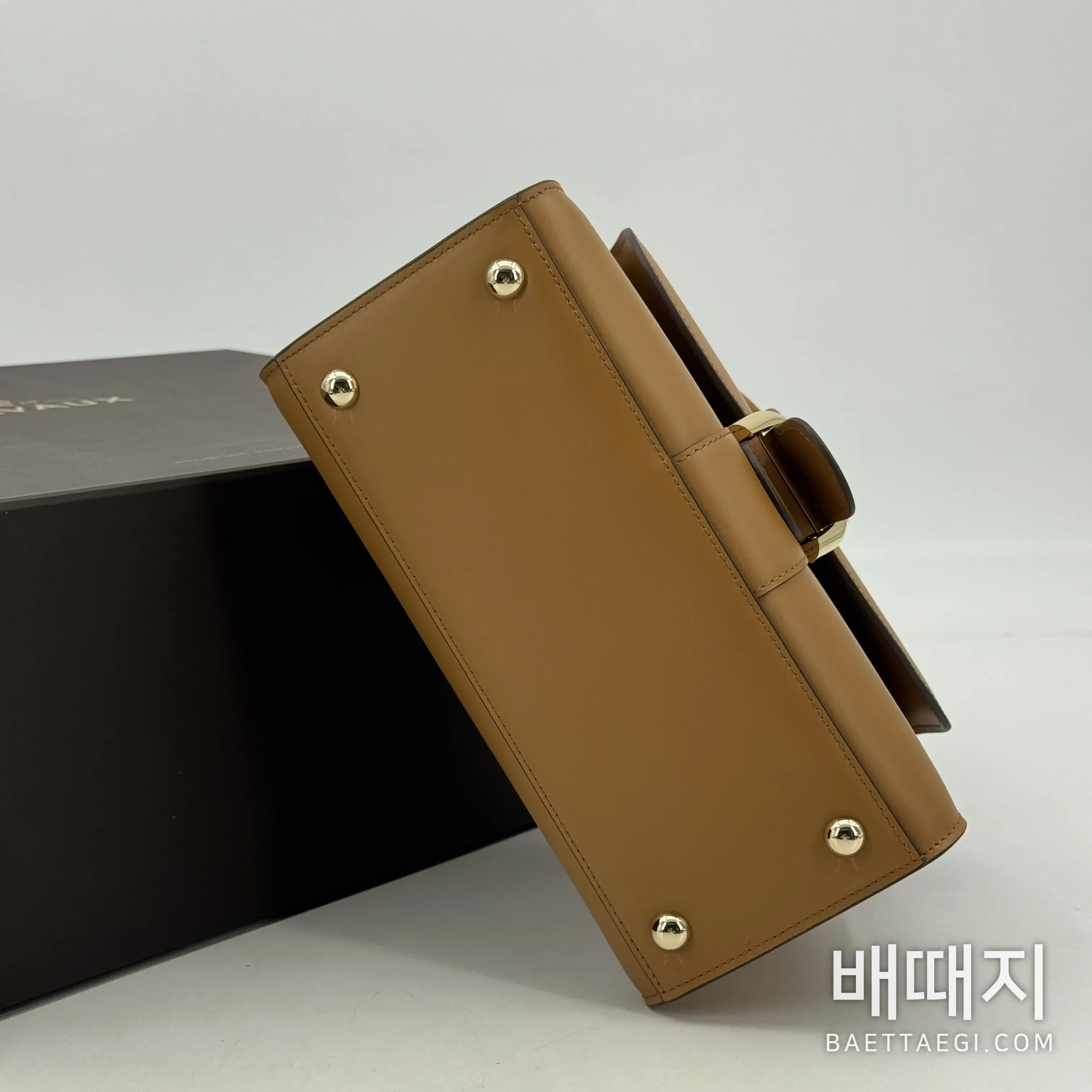 델보 더블 링 브릴리언트 박스 가죽 PM 숄더백 검수사진 4