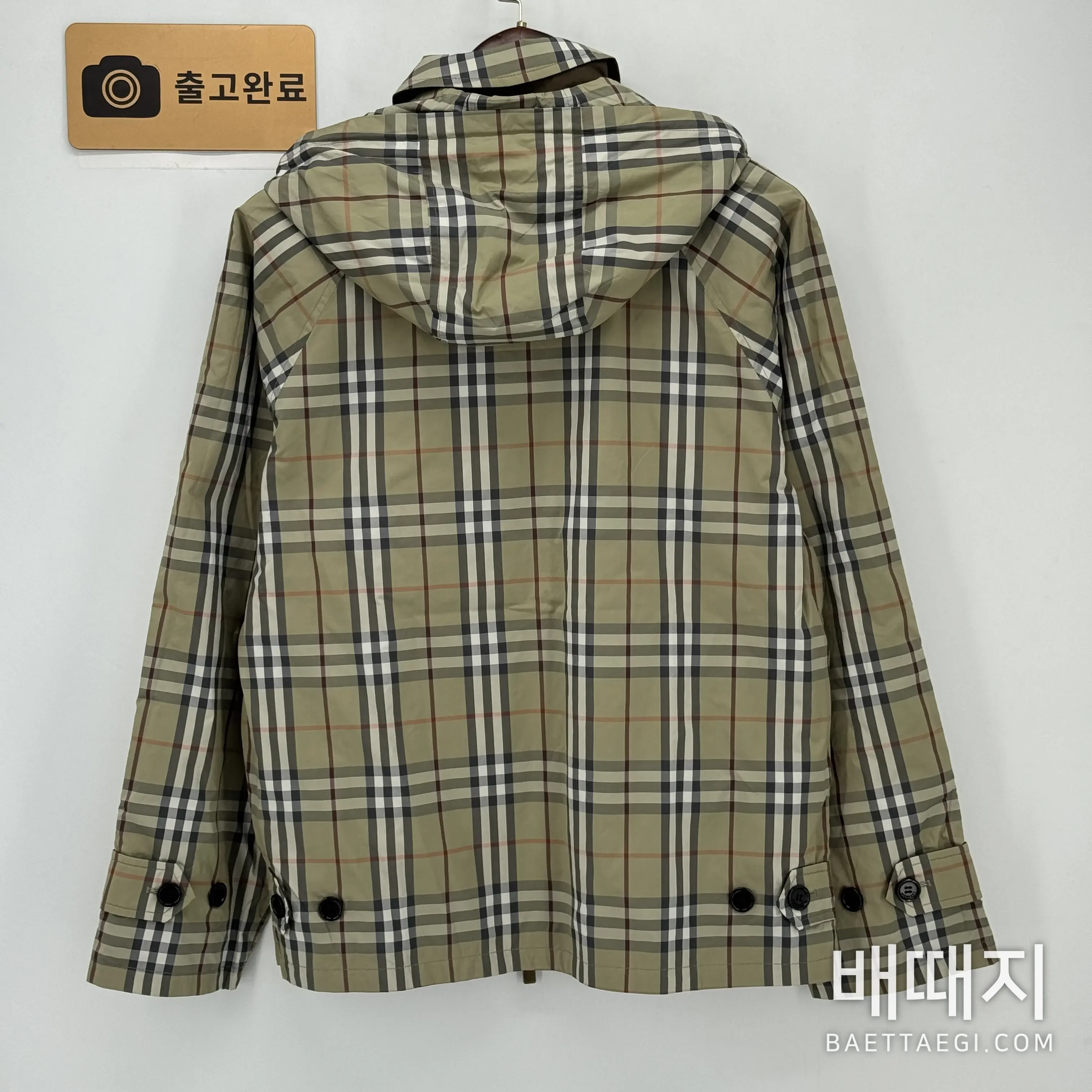 버버리 리버시블 메탈 로고 남성 자켓 검수사진 4