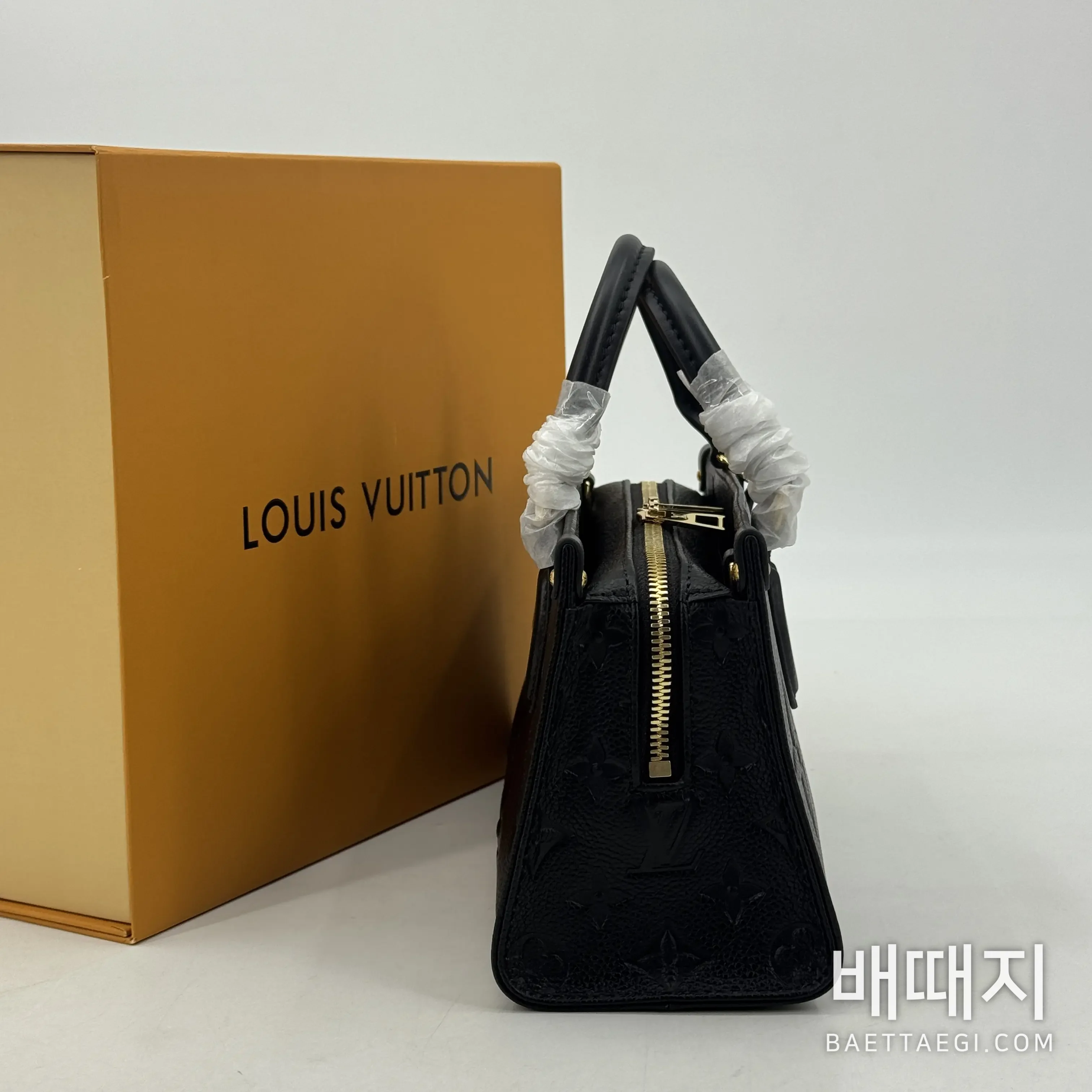 루이비통 온더고 이스트웨스트 토트백 검수사진 4