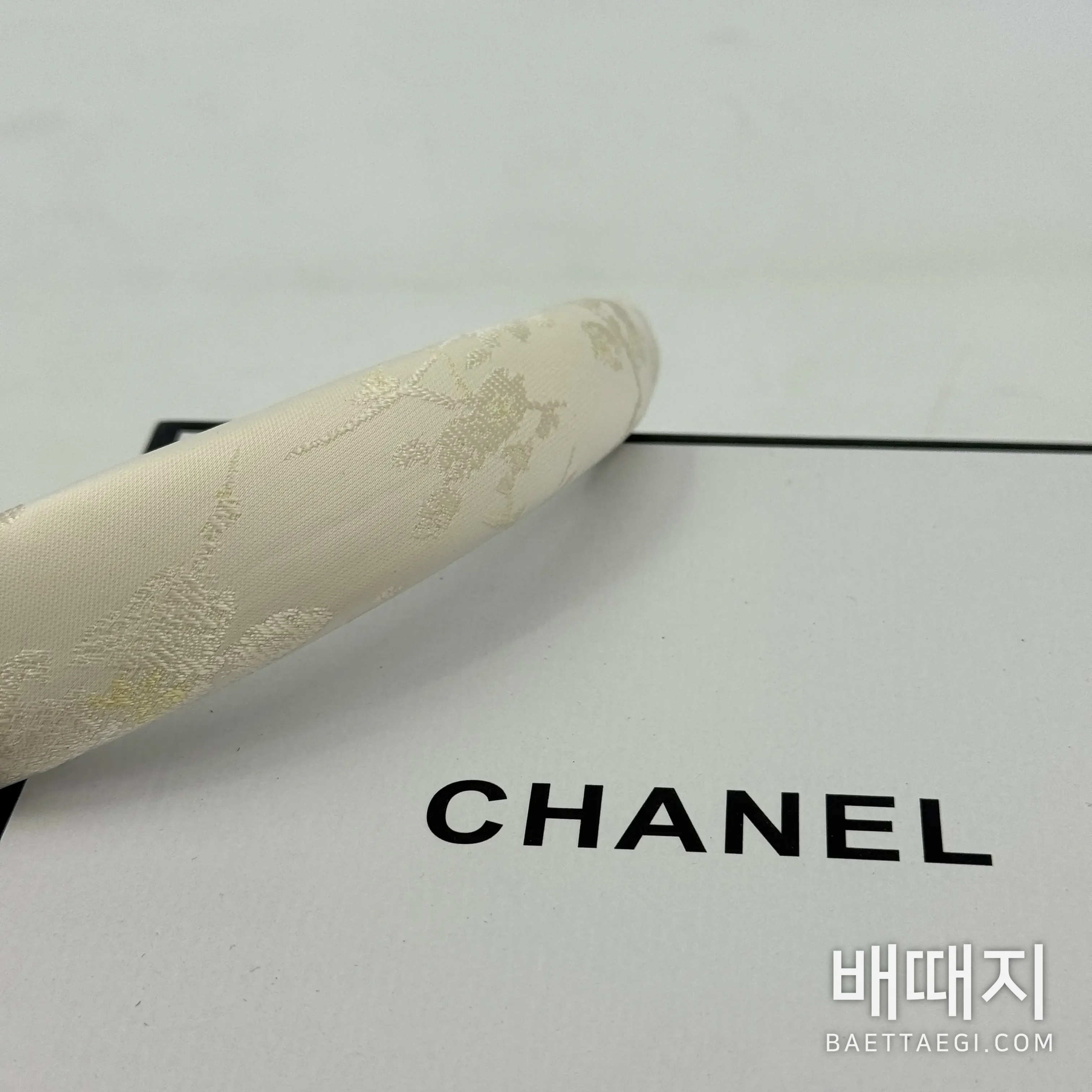 샤넬 미니 헤어밴드 검수사진 4