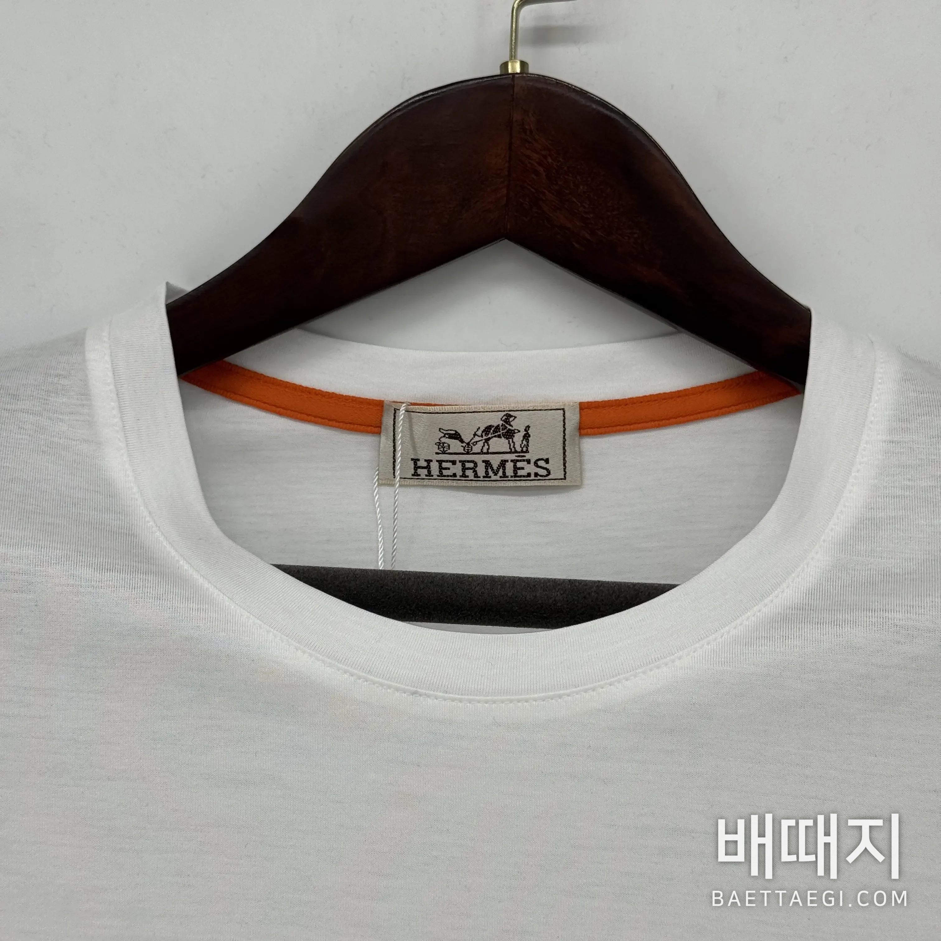 에르메스 남성 크루넥 반팔 티셔츠 검수사진 3