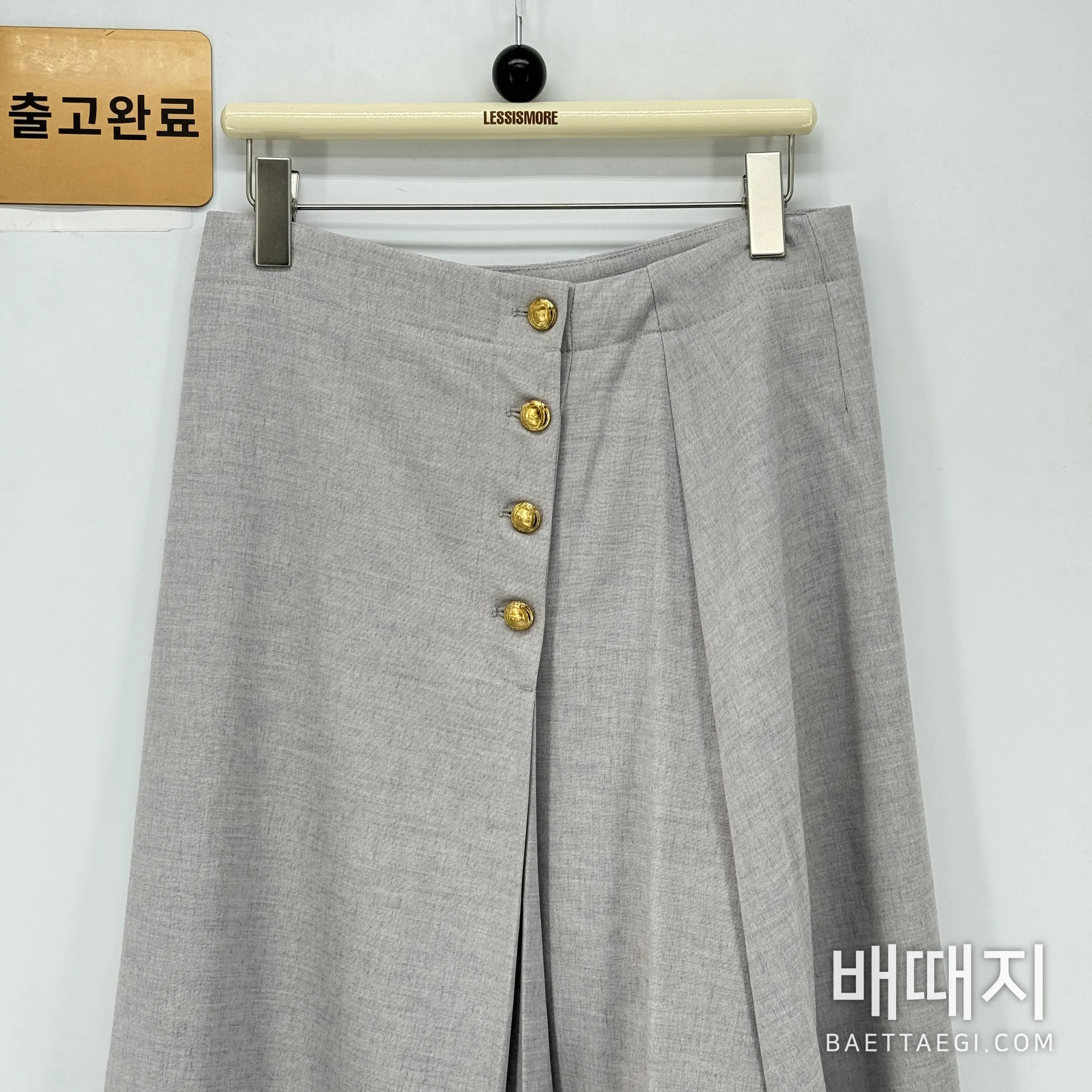 디올 골드 버튼 사이드 슬릿 A라인 미디 스커트 검수사진 4