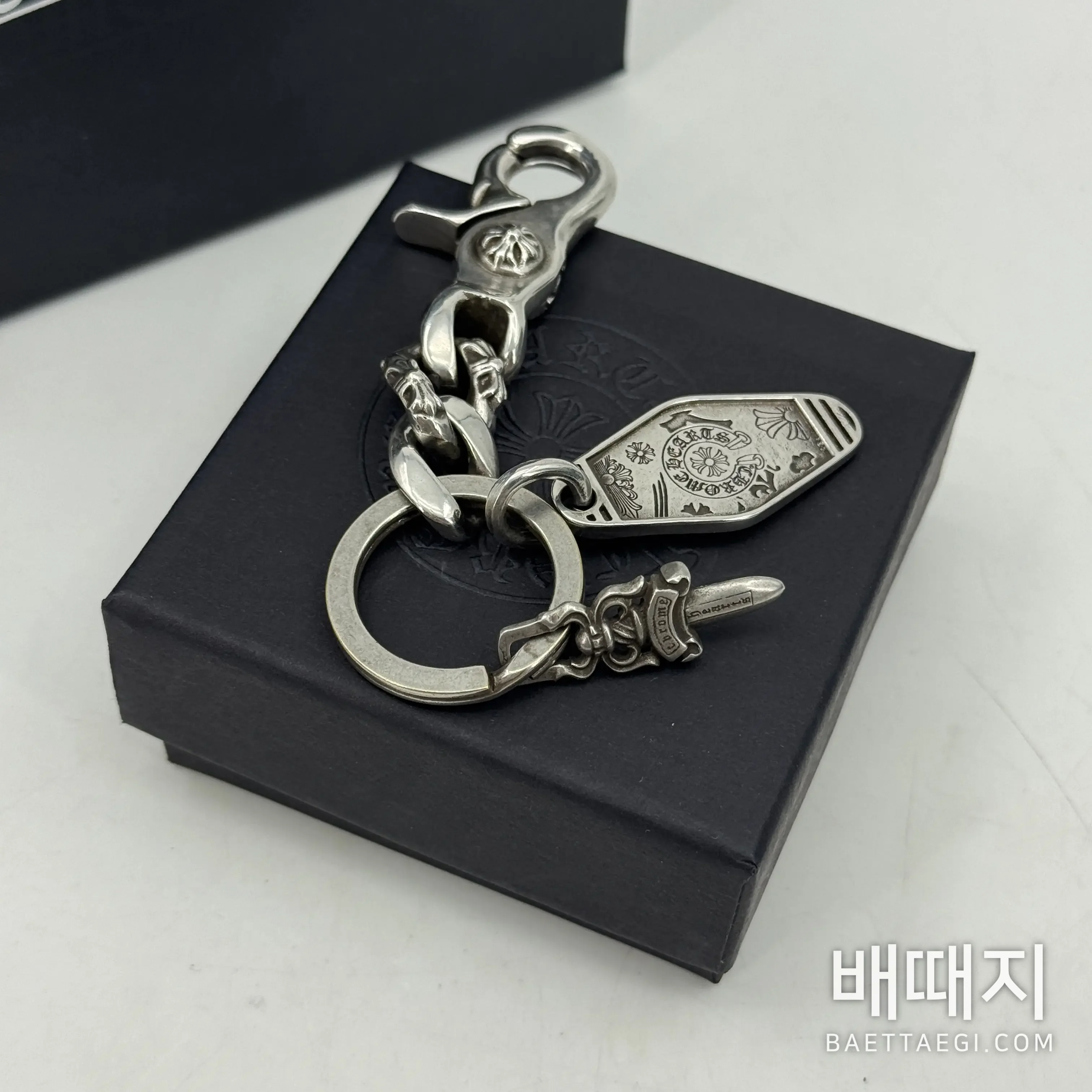 크롬하츠 은도금 호텔 키 사인 키링 검수사진 2