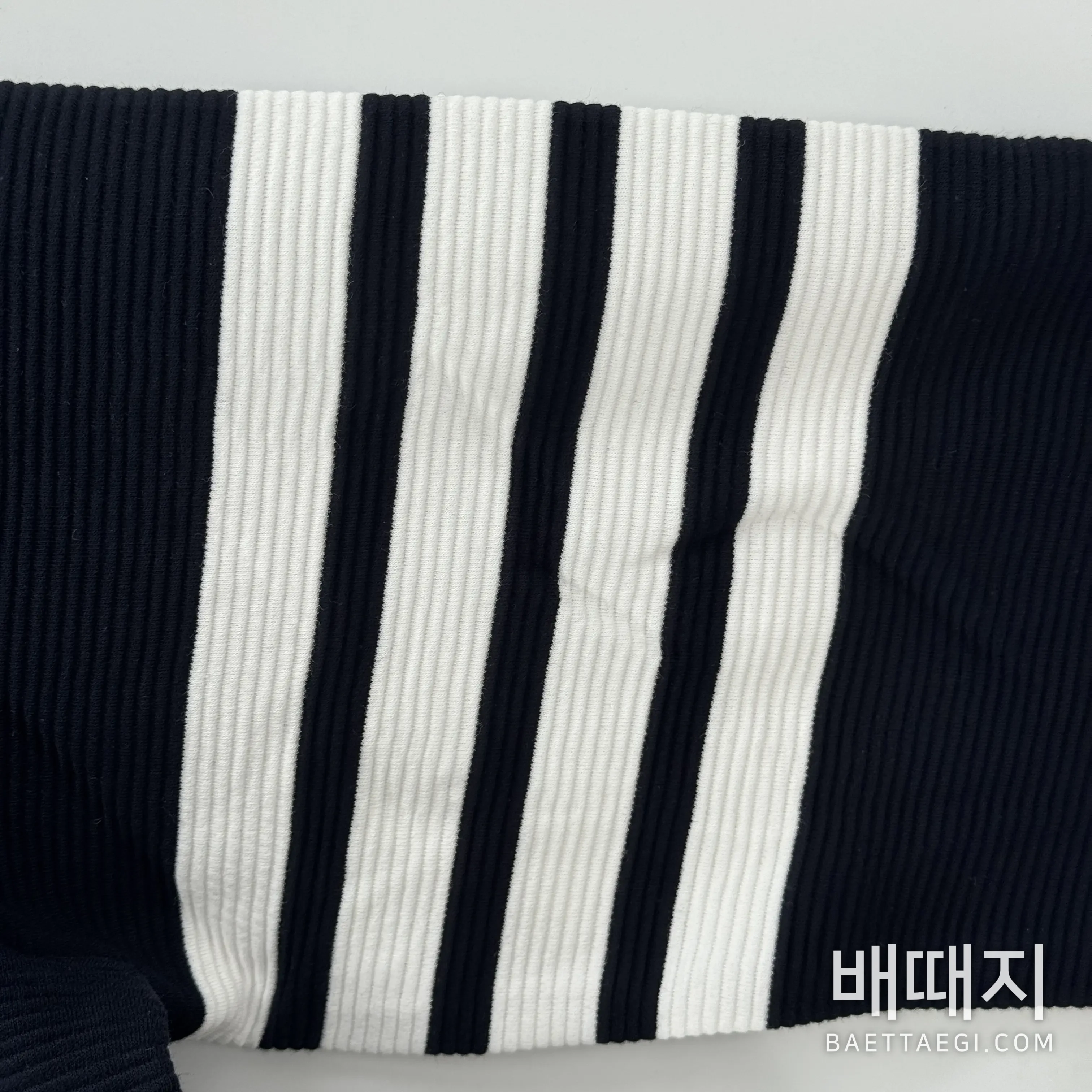 톰브라운 리브 스트레이트 립 남성 긴팔 티셔츠 46528 검수사진 5
