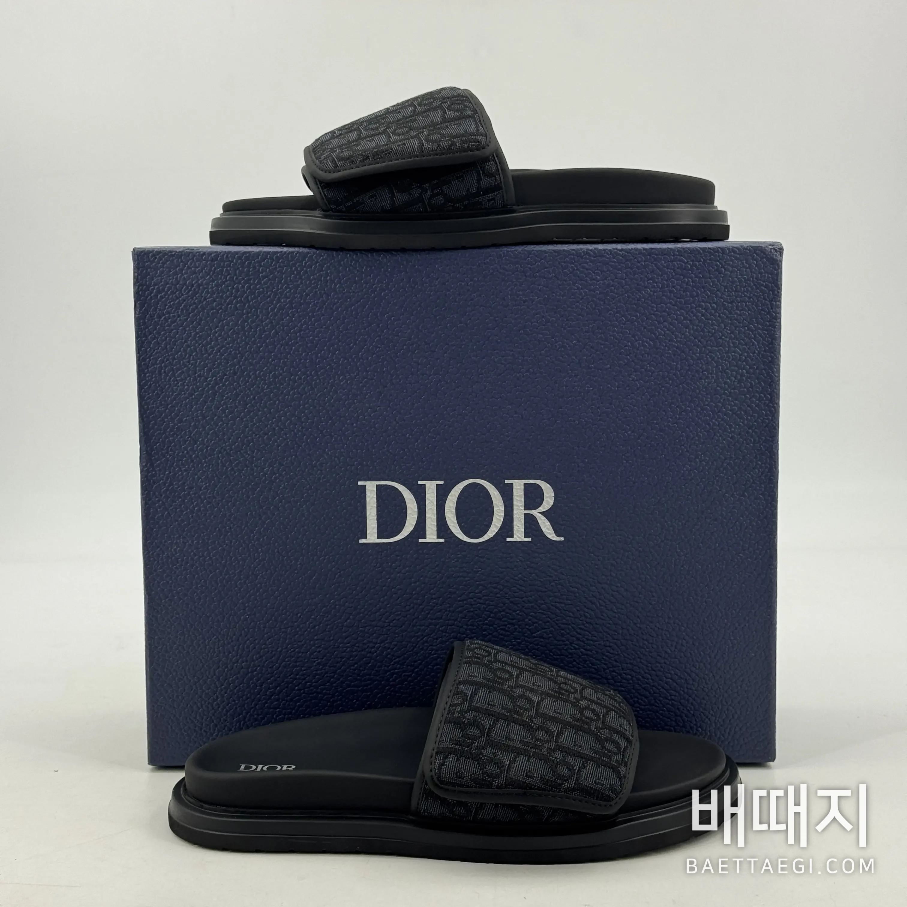 디올 모노그램 남성용 캐주얼 슬리퍼 검수사진 2
