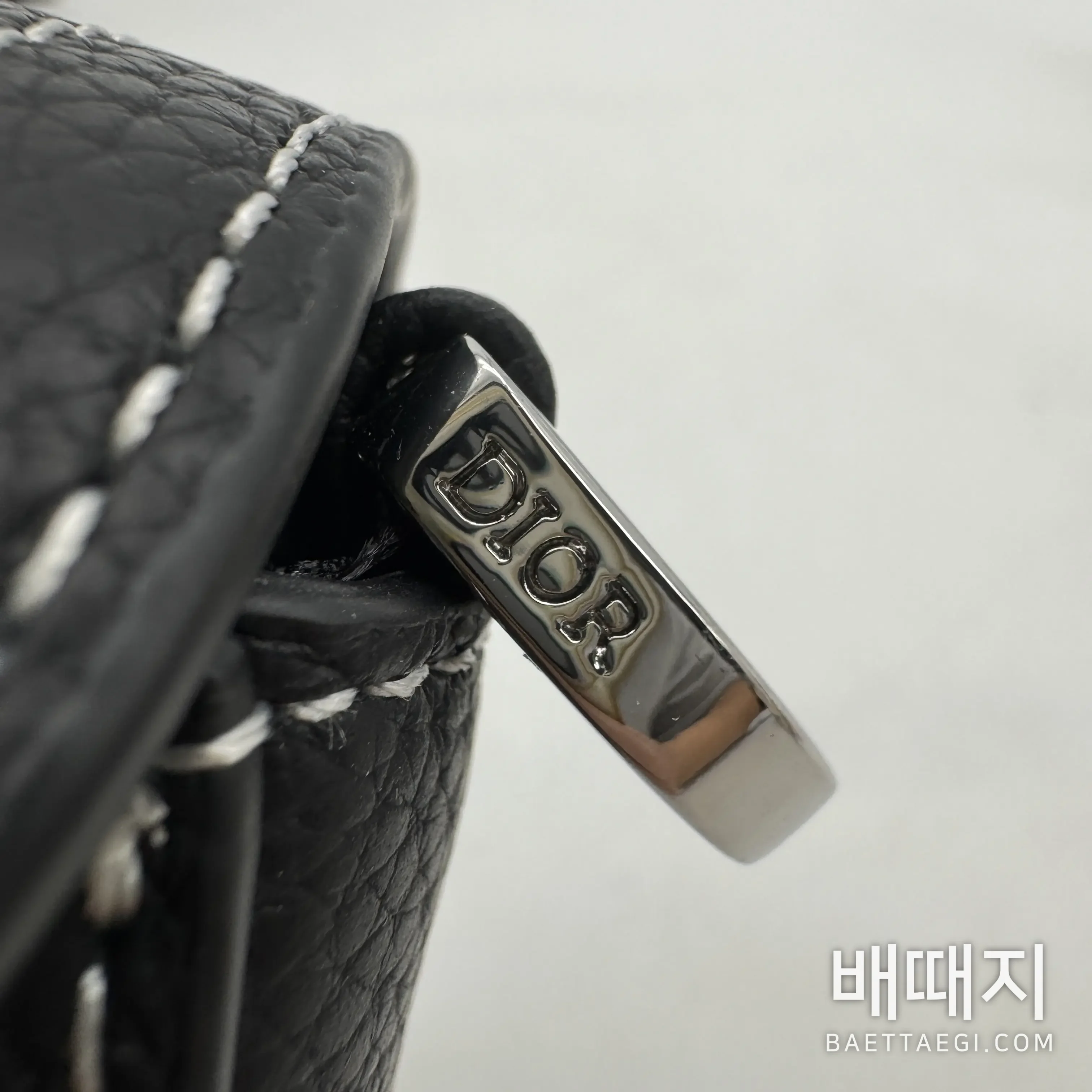 디올 새들 미니 메신저백 197357 검수사진 6