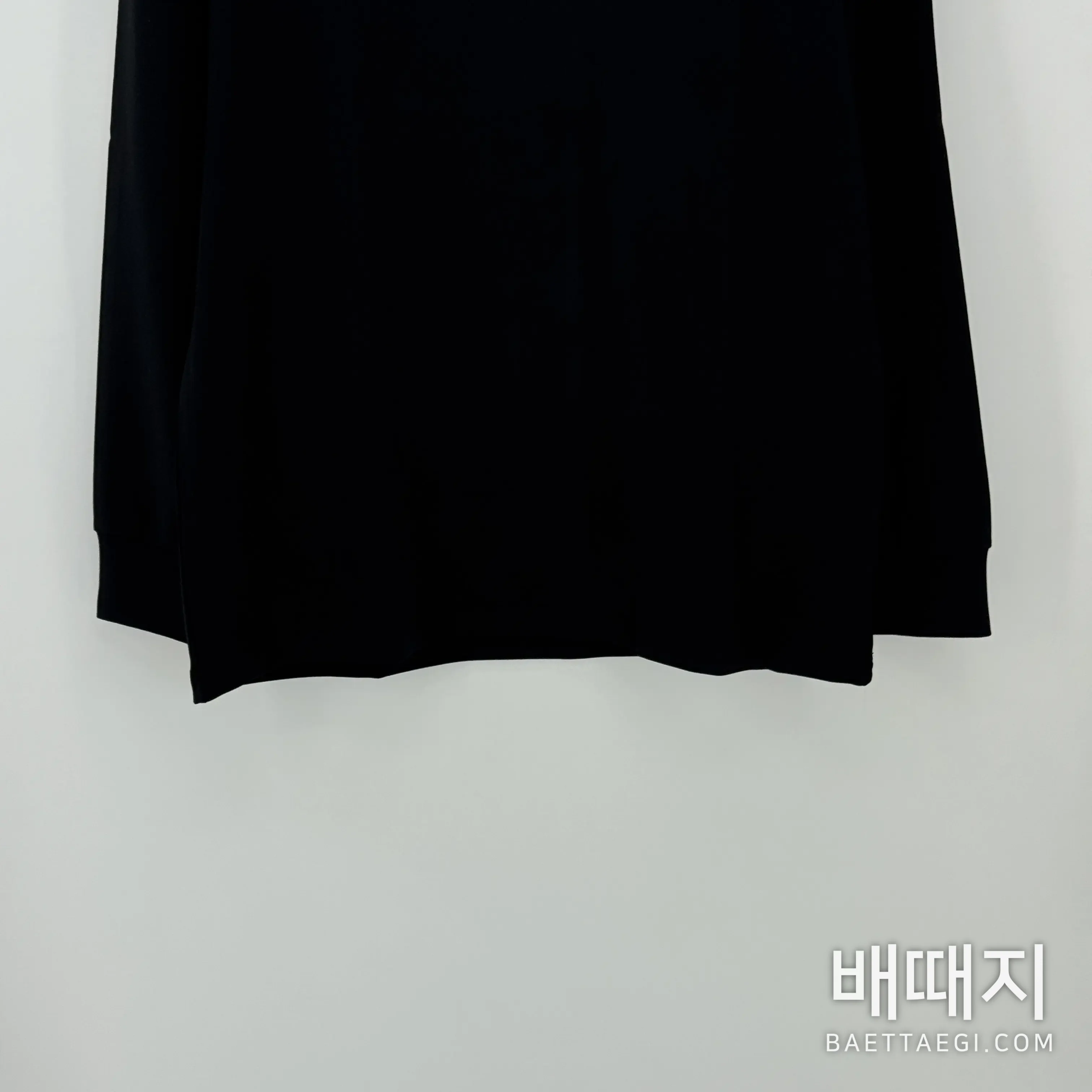 로에베 남성 크루넥 긴팔 스웨트셔츠 검수사진 2