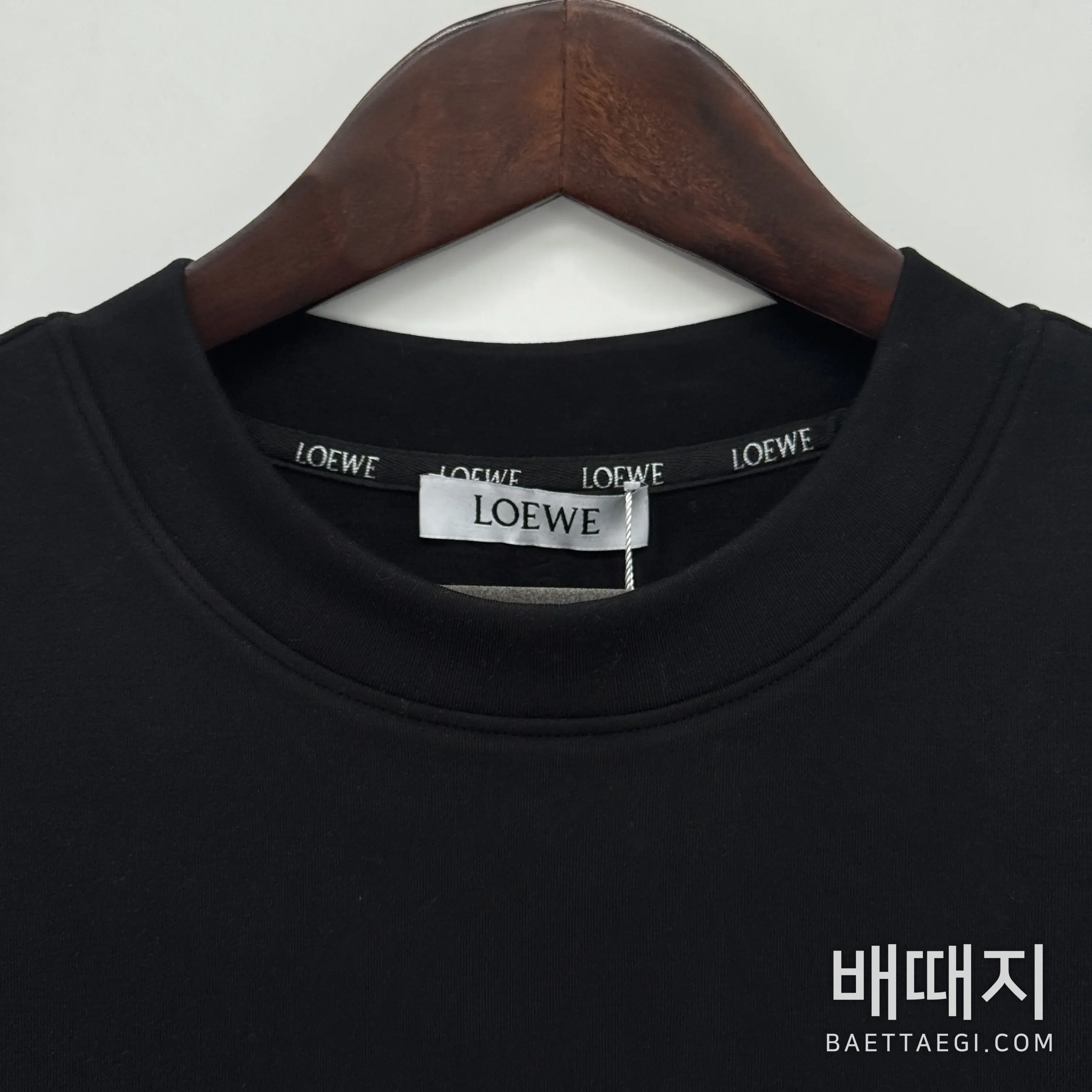 로에베 남성 크루넥 긴팔 스웨트셔츠 검수사진 3