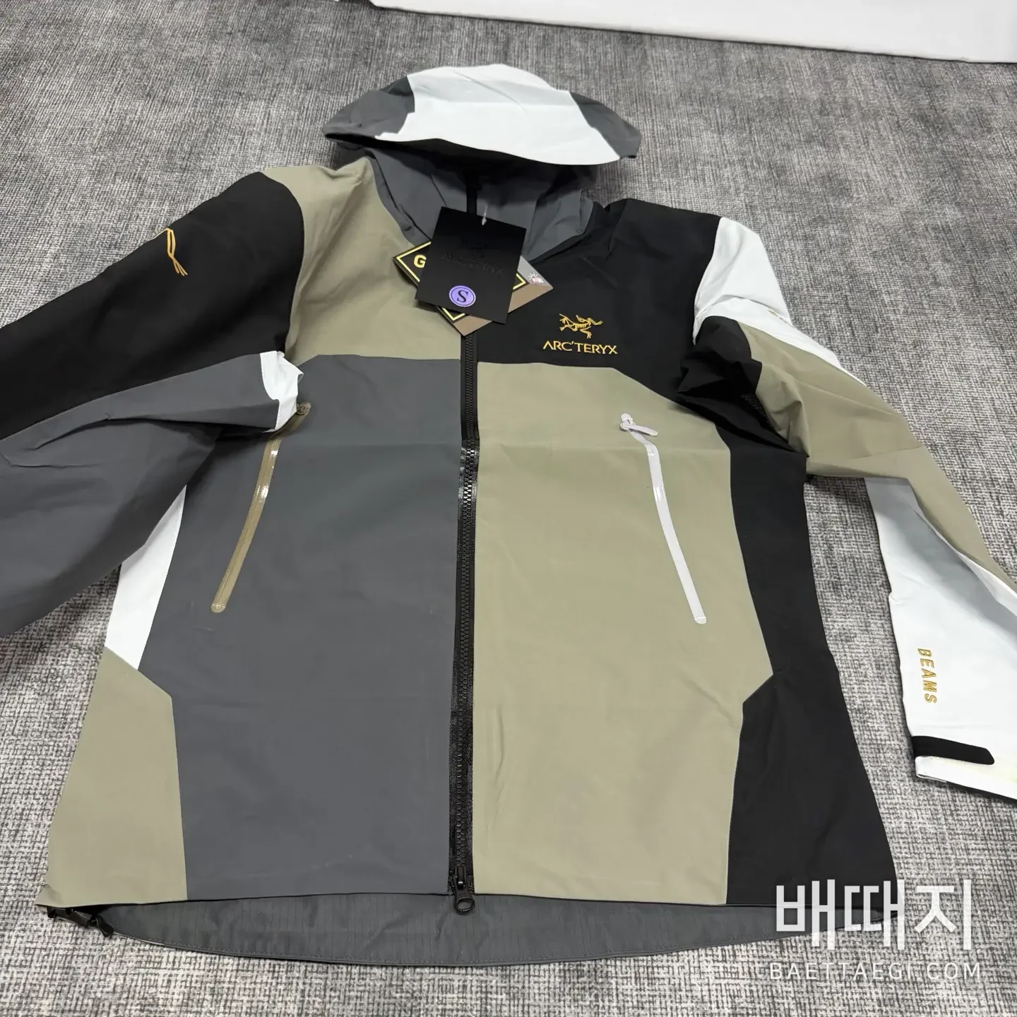아크테릭스 빔즈 베타 자켓 디멘션 일본 한정 200147 Arc'teryx BEAMS Beta Jacket Dimensions 검수사진 1