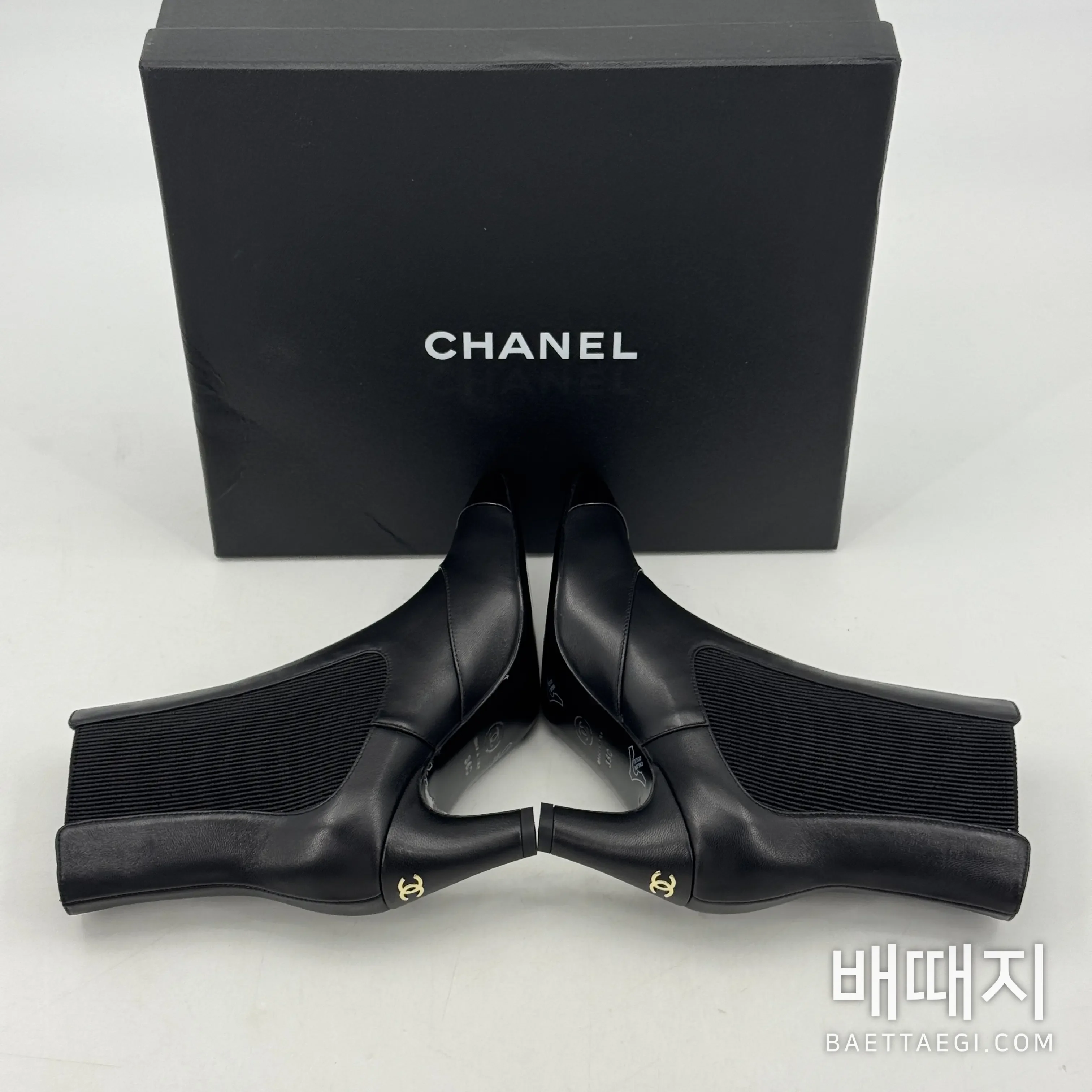 샤넬 부츠 가죽 다이아몬드 패턴 검수사진 5