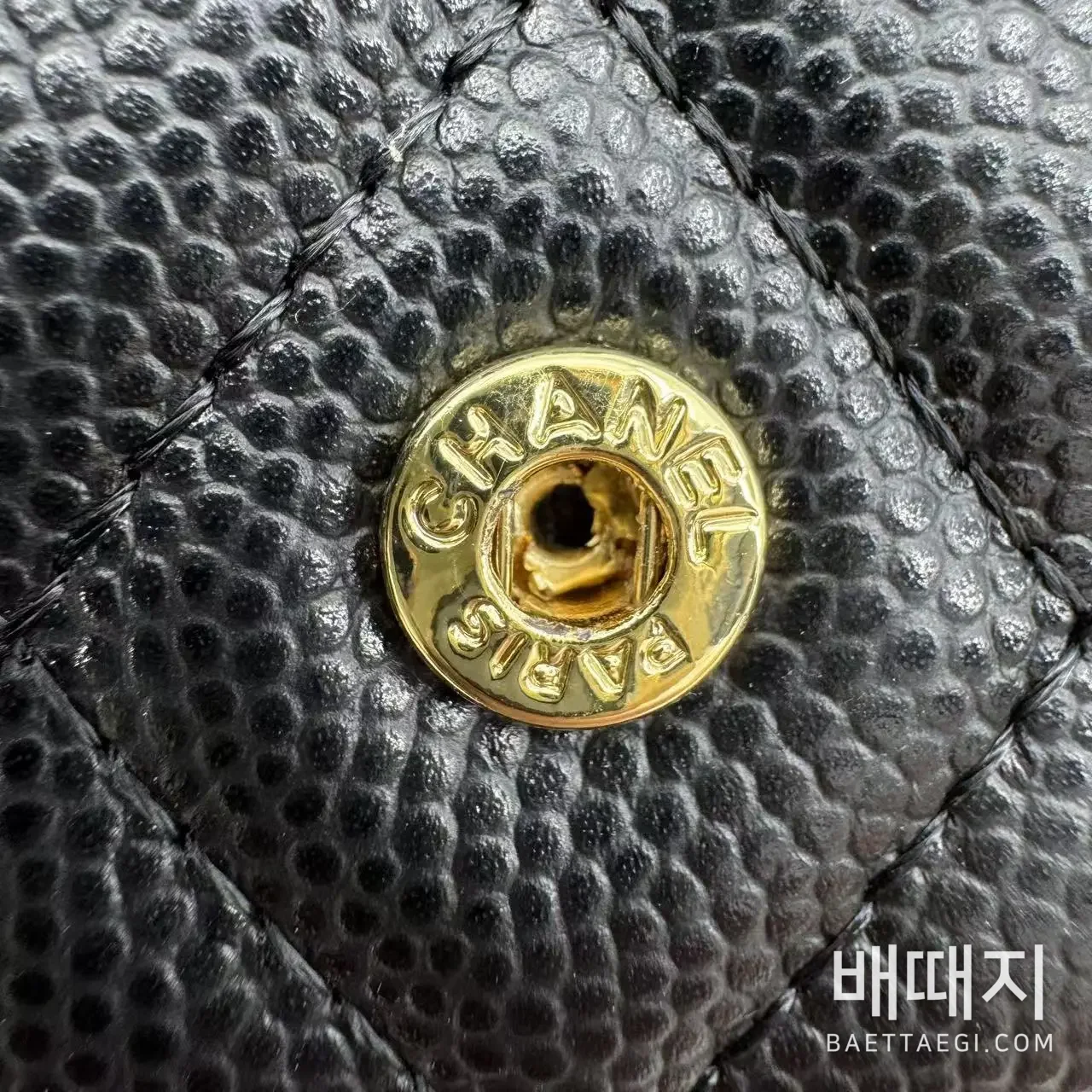 샤넬 클래식 천연 소가죽 지갑 37217 검수사진 6
