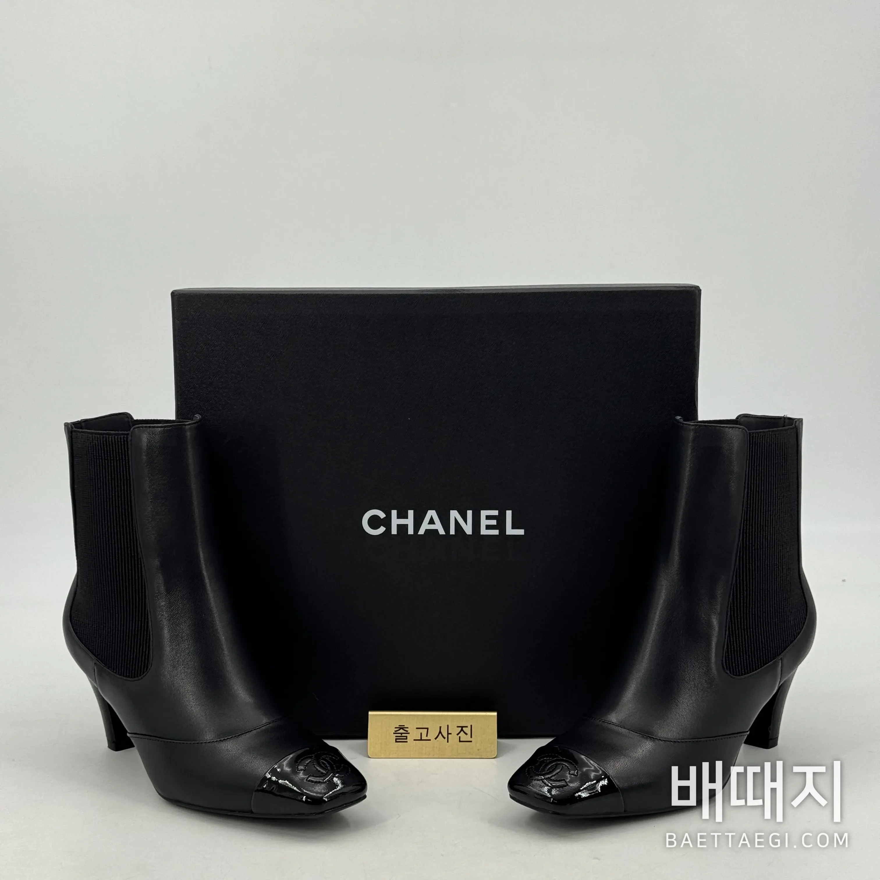 샤넬 부츠 가죽 다이아몬드 패턴 검수사진 1