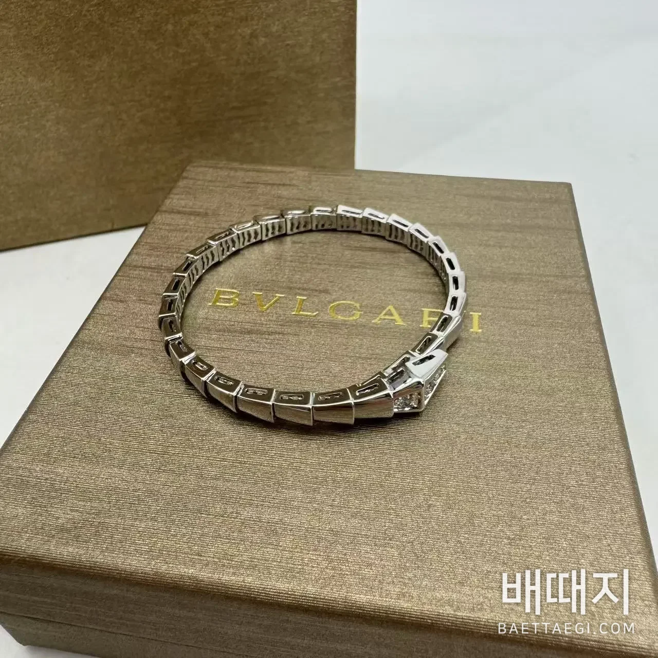 불가리 셀펜티 바이퍼 다이아몬드 뱅글 팔찌 검수사진 2