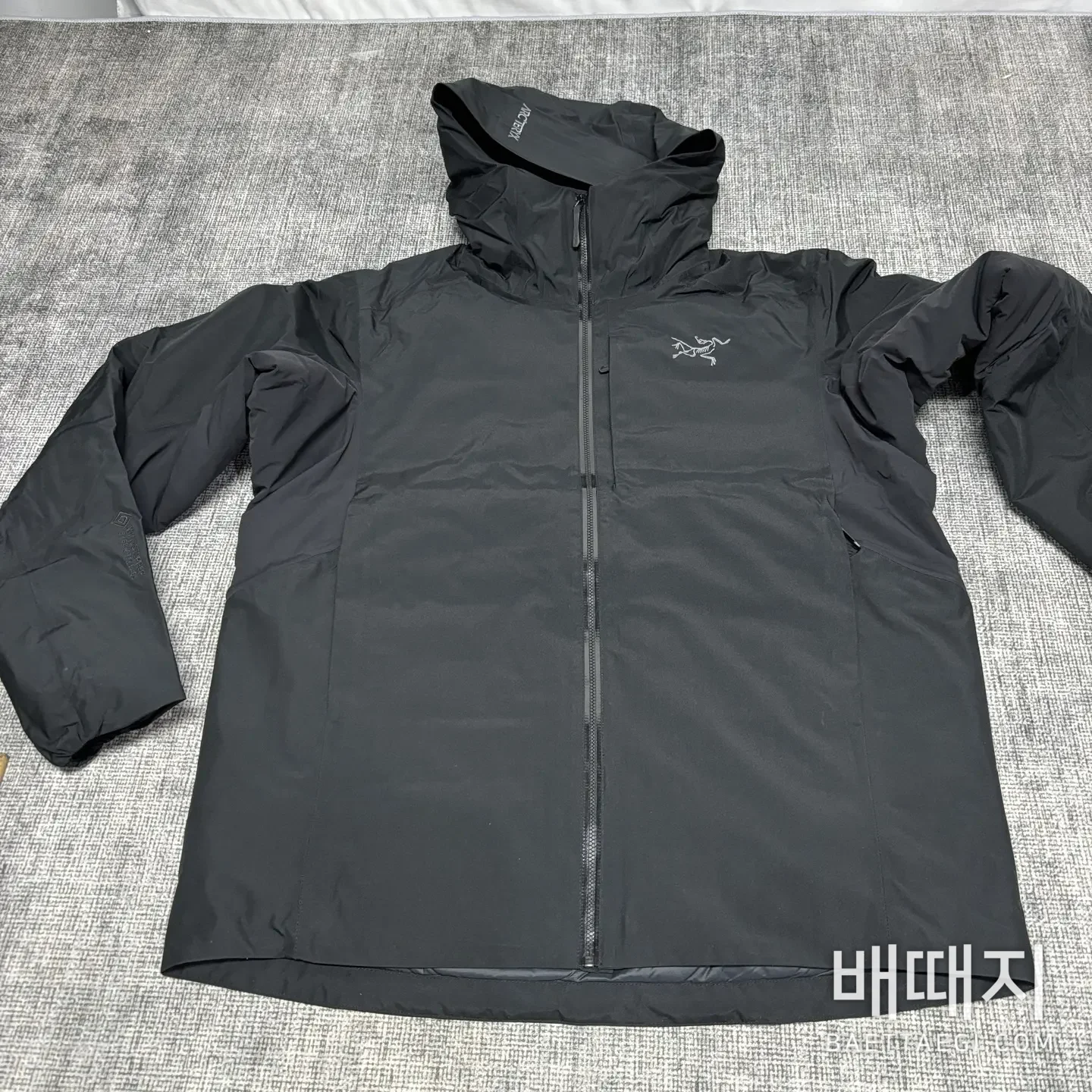 아크테릭스 [XF] 솔라노 다운 후디 블랙 206906 Arc'teryx Solano Down Hoody 검수사진 1