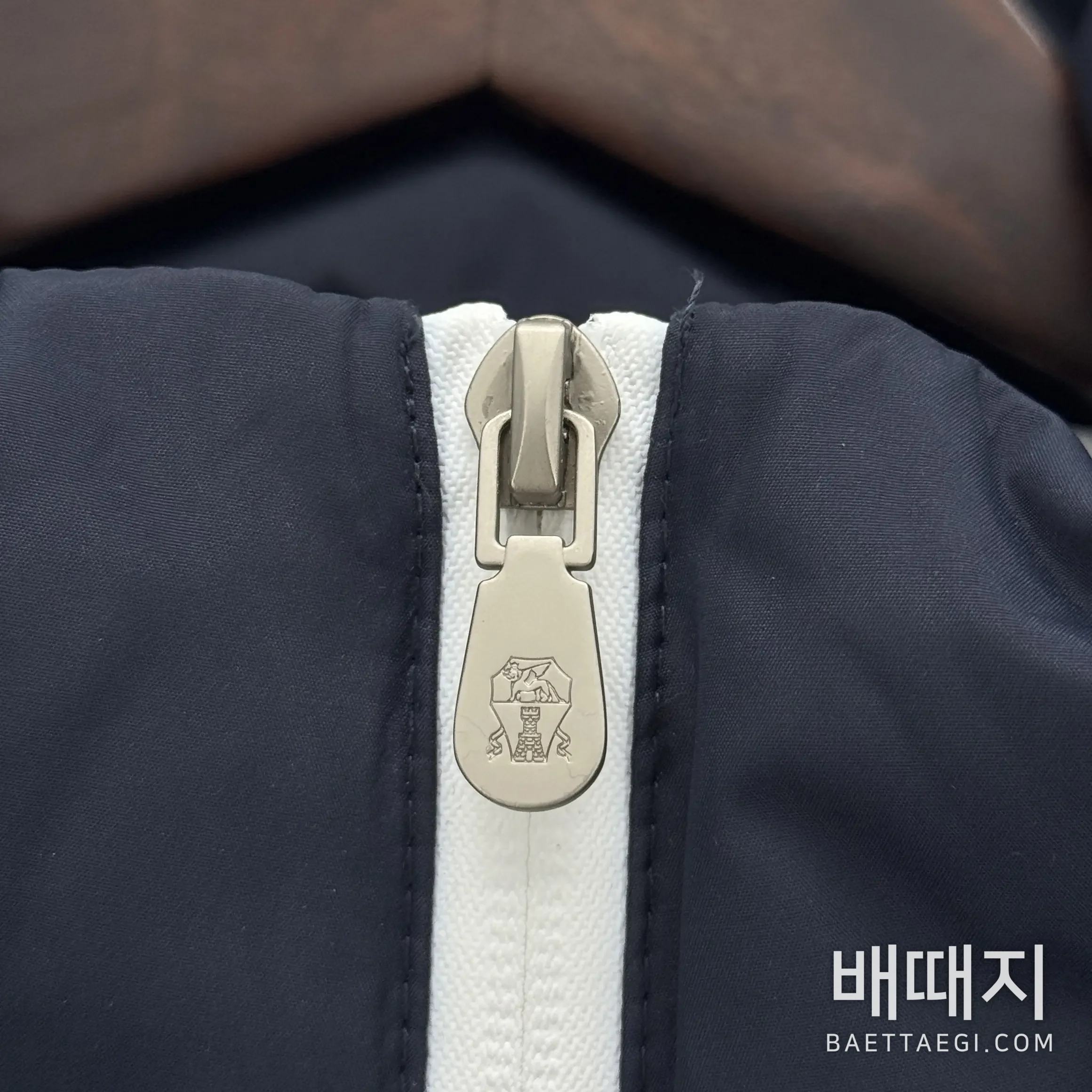 브루넬로쿠치넬리 남성 다운 자켓 검수사진 2