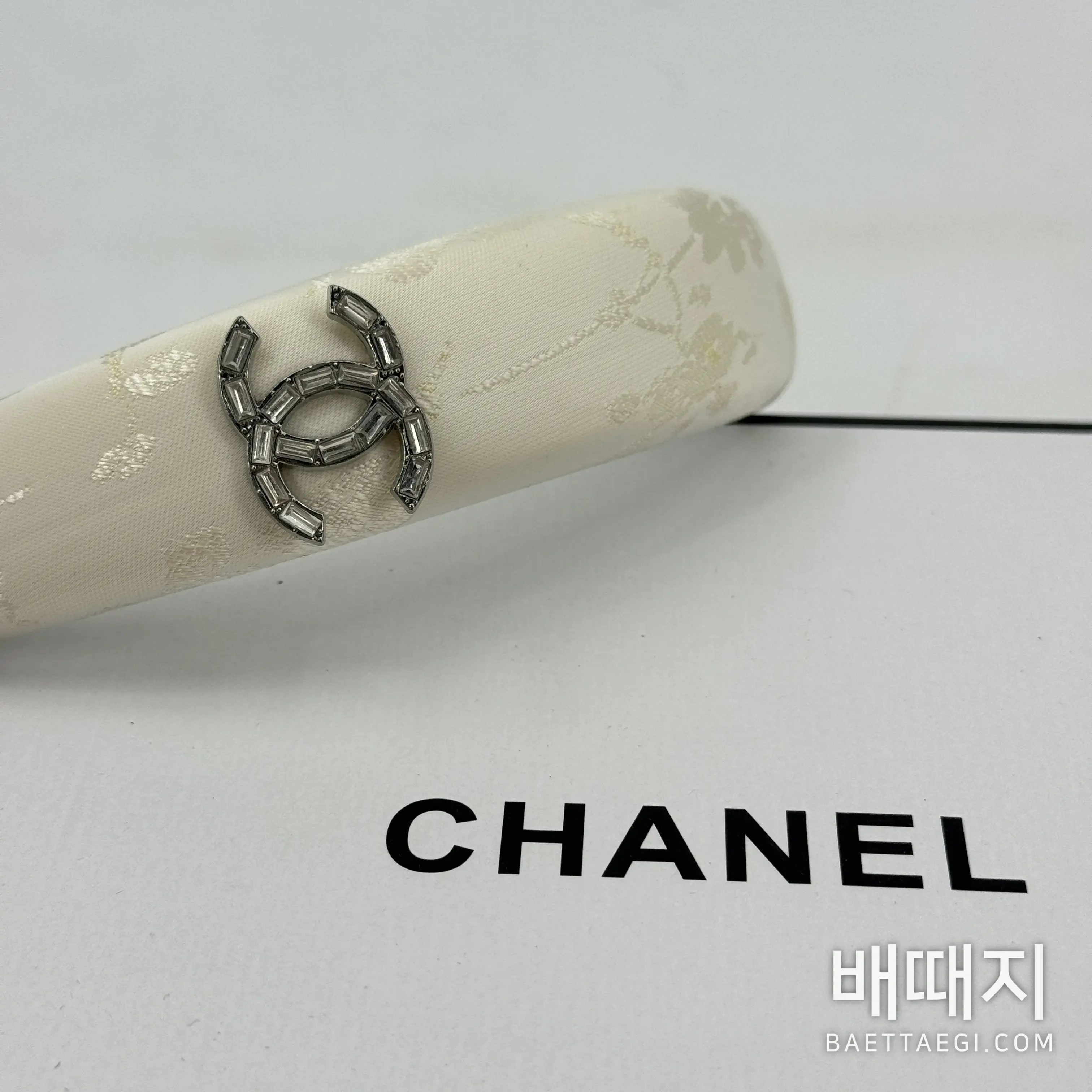 샤넬 미니 헤어밴드 검수사진 3