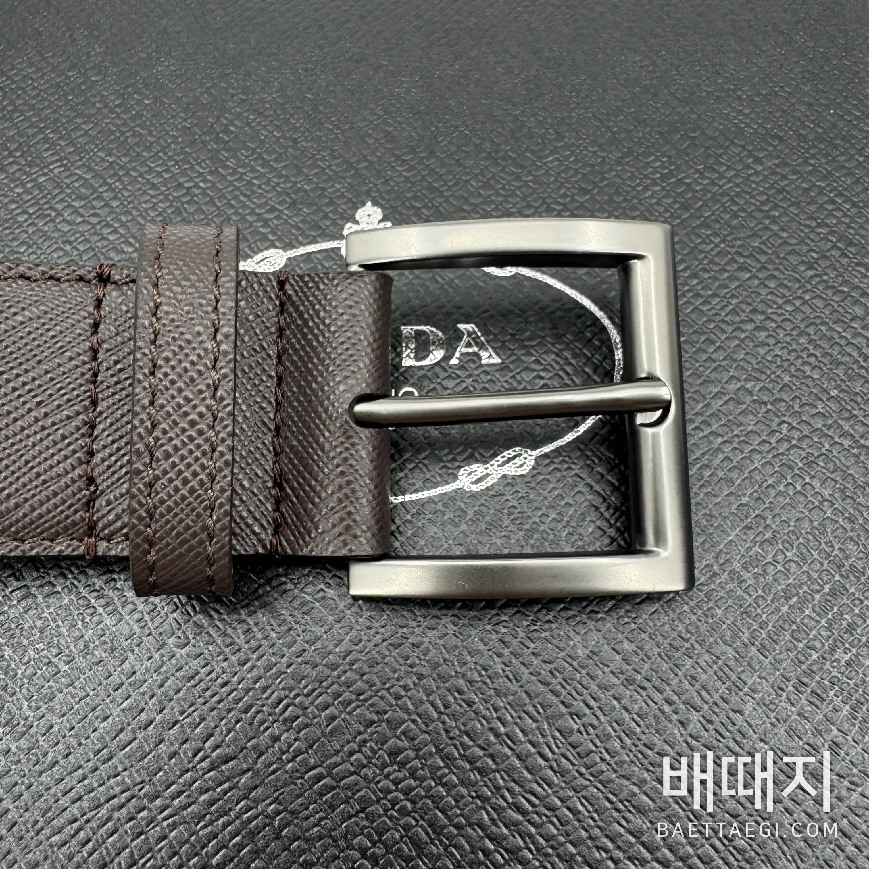 프라다 사피아노 가죽 33mm 남성 벨트 검수사진 2