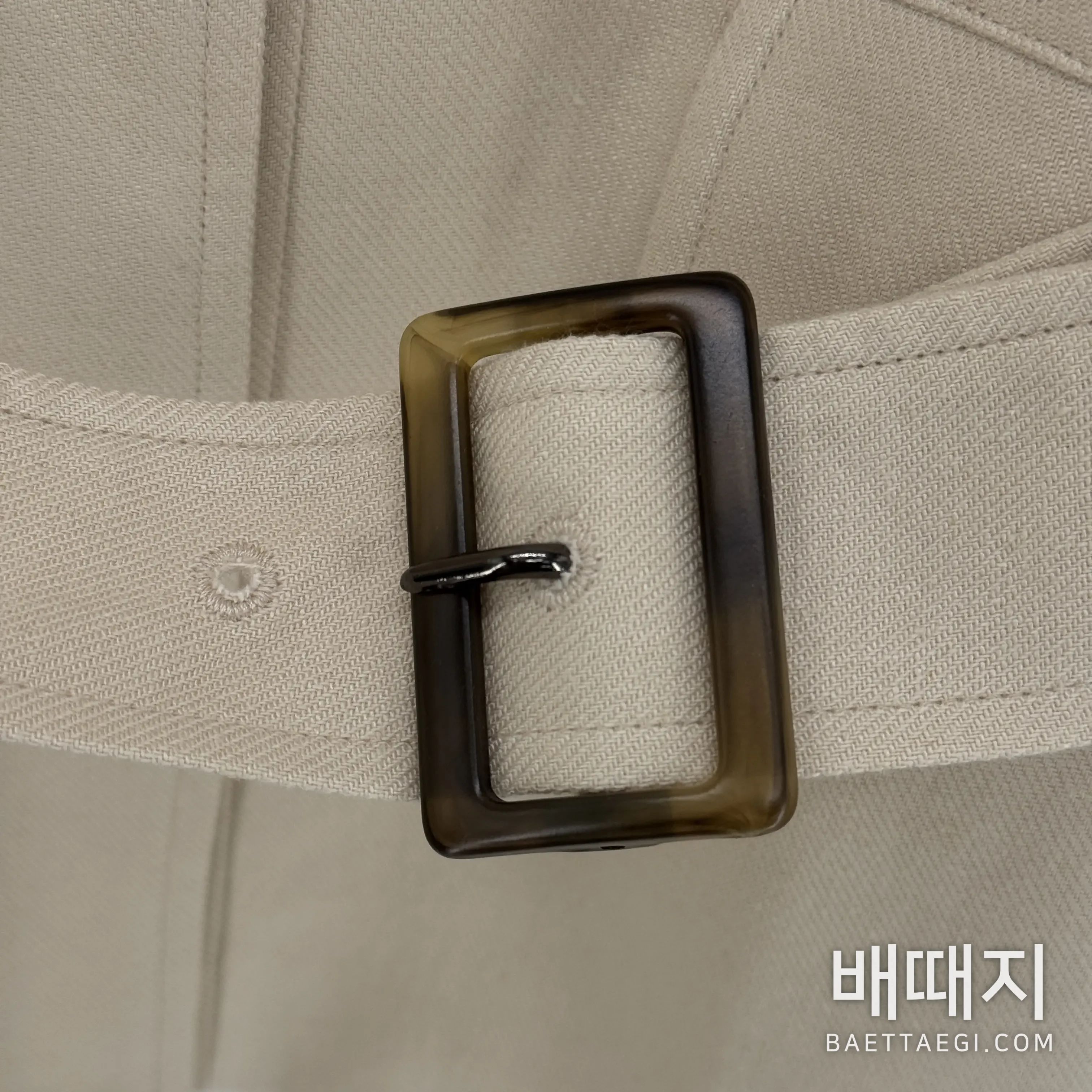 로로피아나 울 트윌 벨티드 여성 자켓 검수사진 4