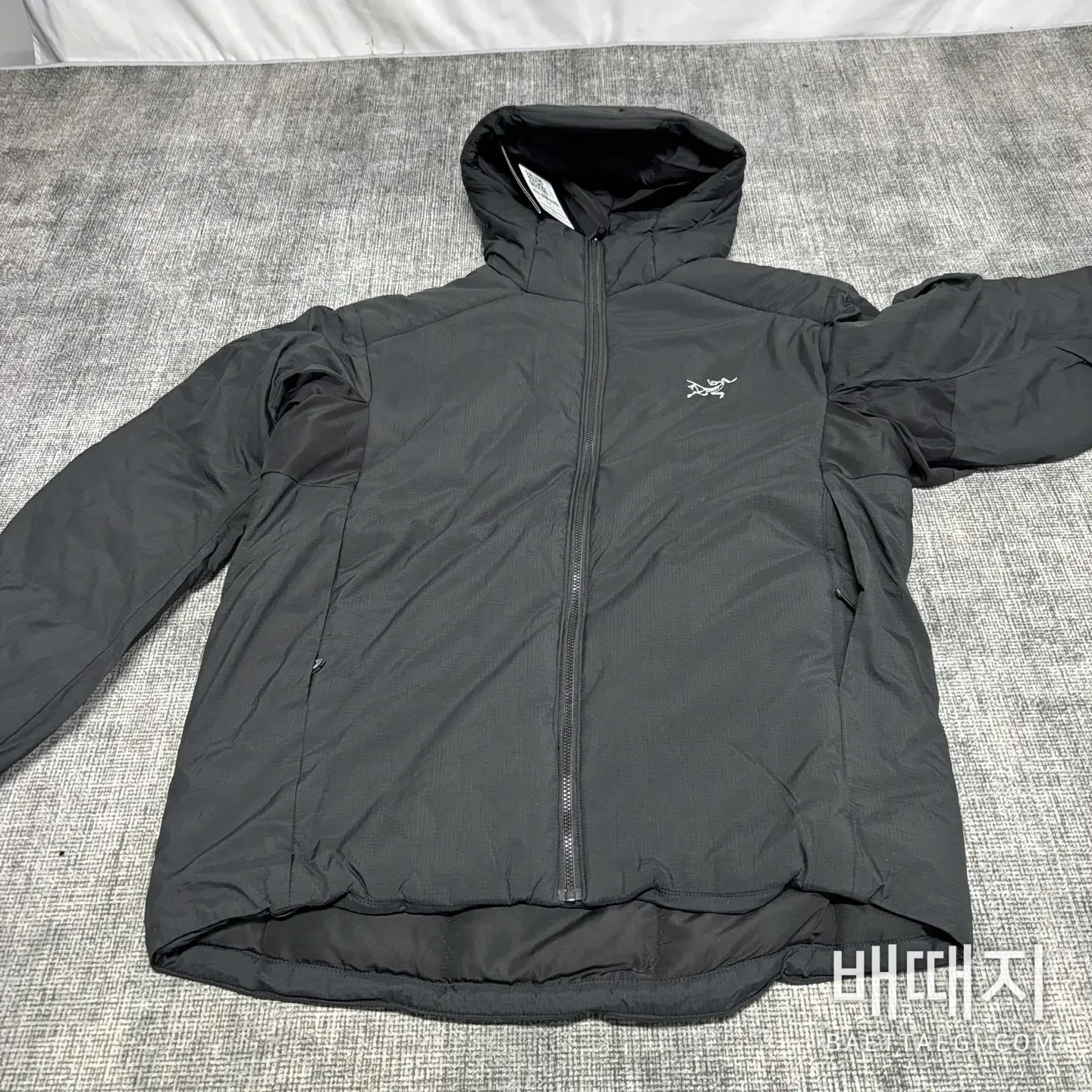 아크테릭스 [TZ] 아톰 LT 후디 2.0 블랙 200179 Arc'teryx Atom LT Hoodie 2.0 검수사진 1