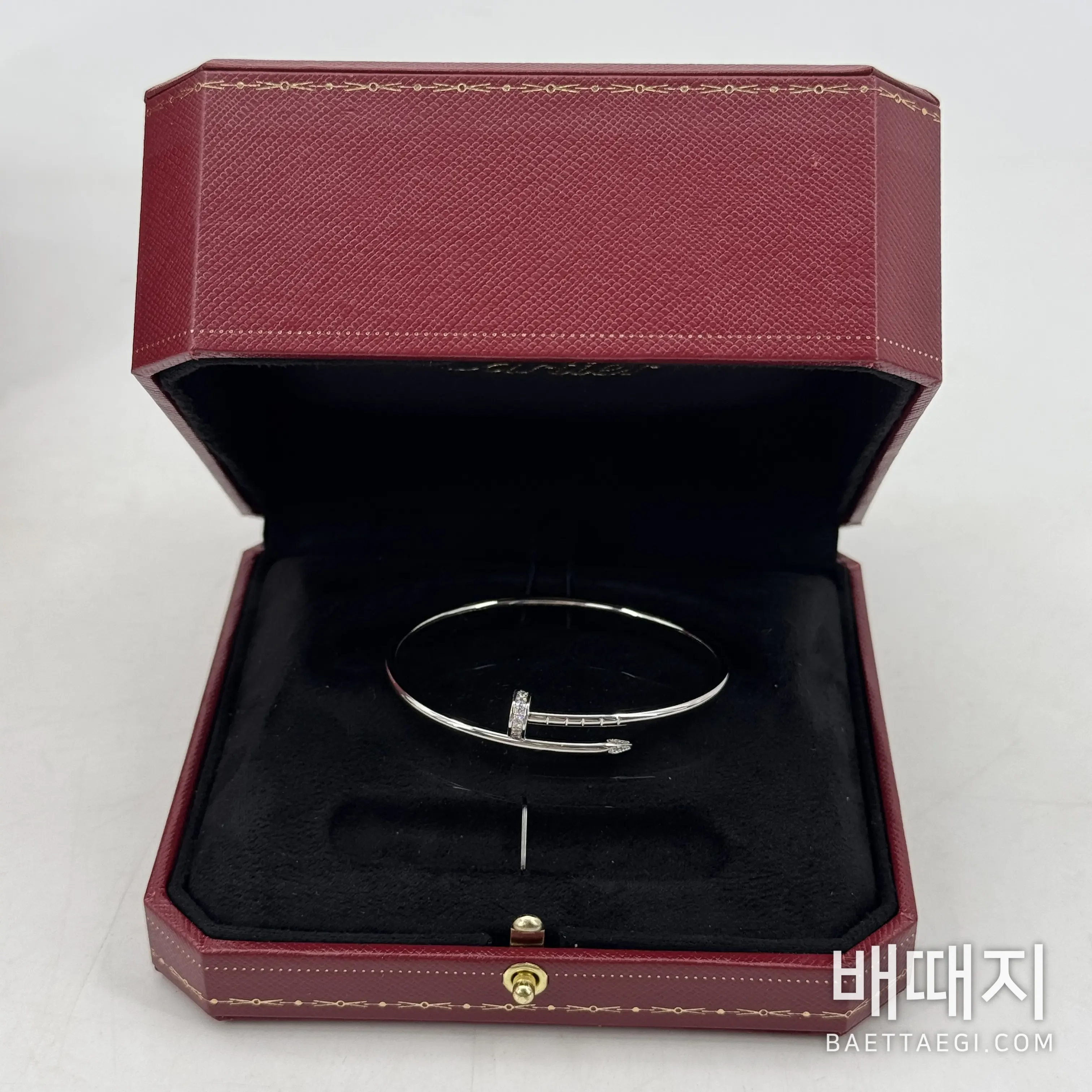 까르띠에 저스트 앙 끌루 슬렌더 다이아몬드 팔찌 검수사진 2