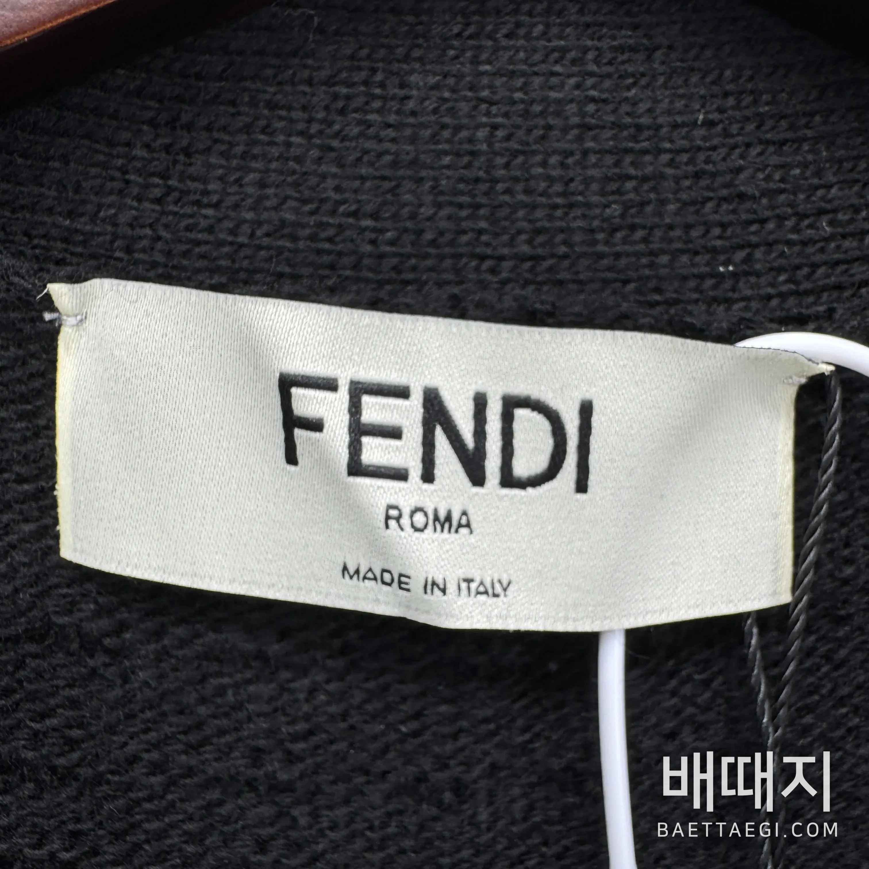 펜디 FF 모노그램 울 캐시미어 가디건 159955 검수사진 7