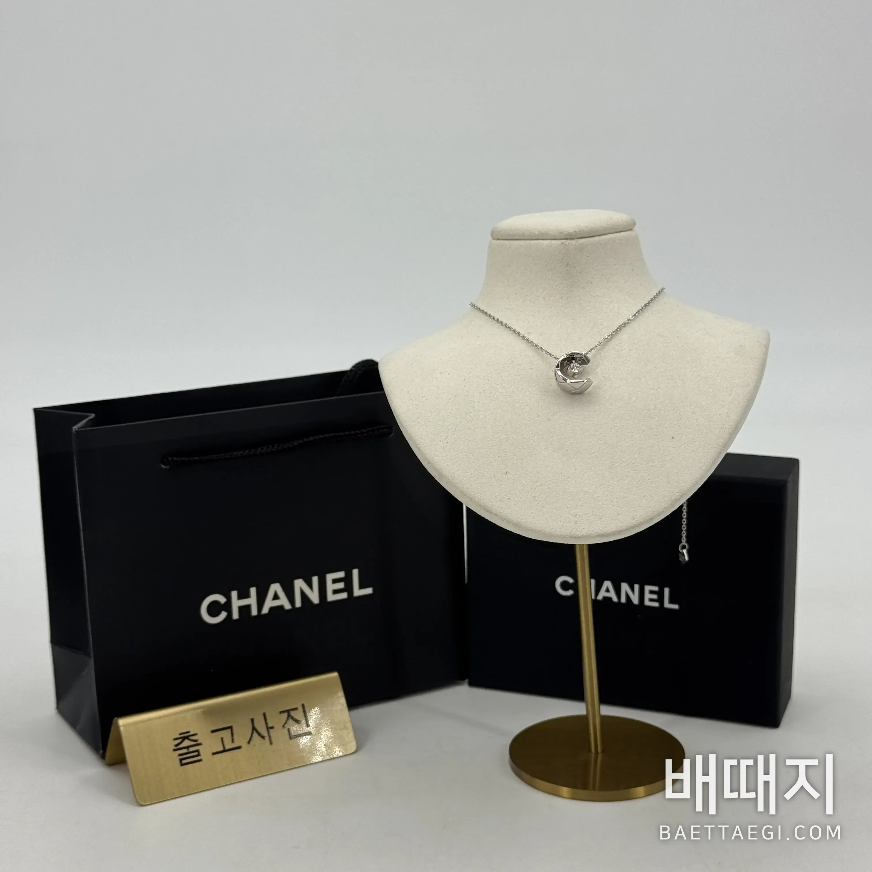 샤넬 코코 크러시 달 장식 목걸이 178424 검수사진 1
