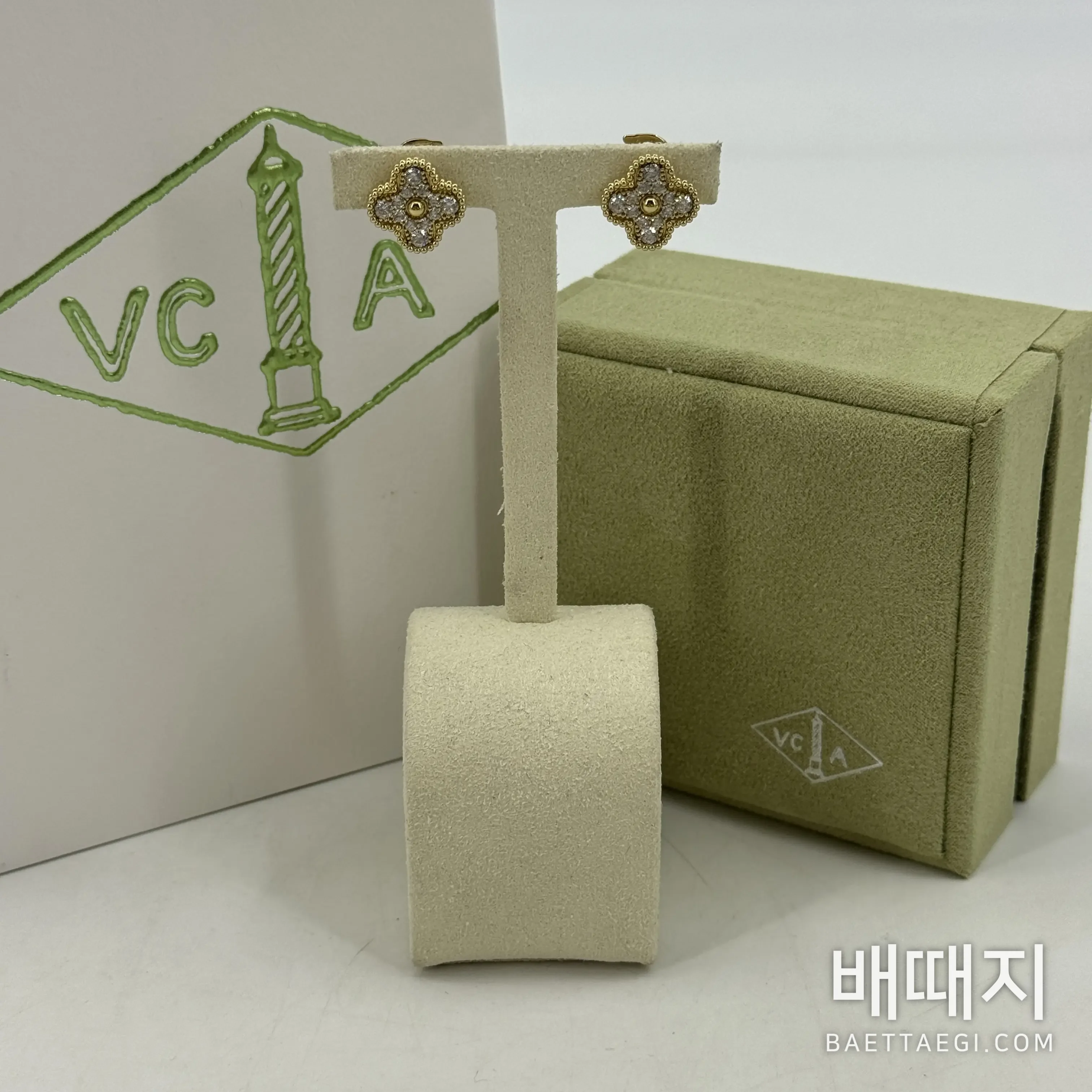 반클리프앤아펠 빈티지 알함브라 다이아몬드 클립 귀걸이 검수사진 2