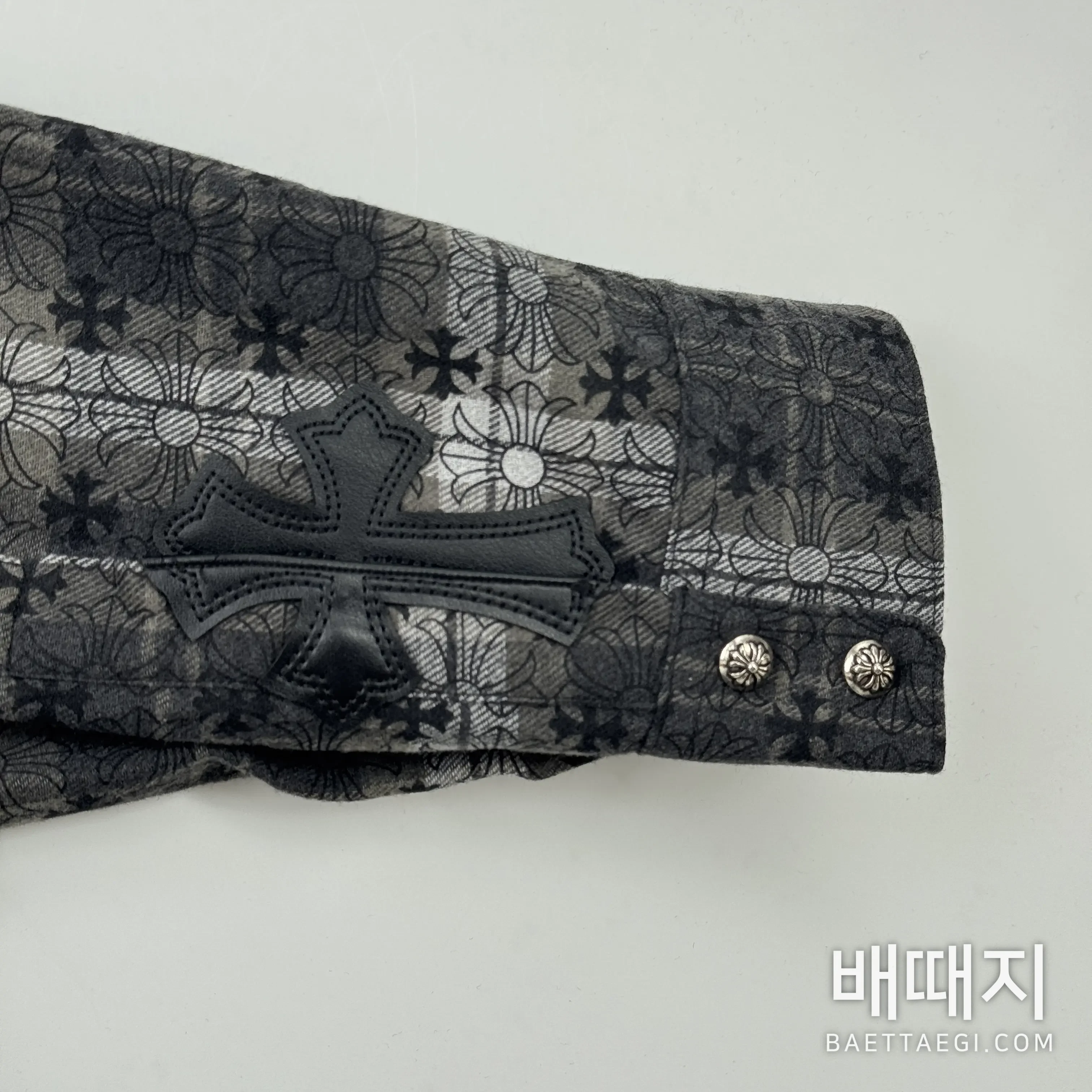 크롬하츠 셔츠 검수사진 6