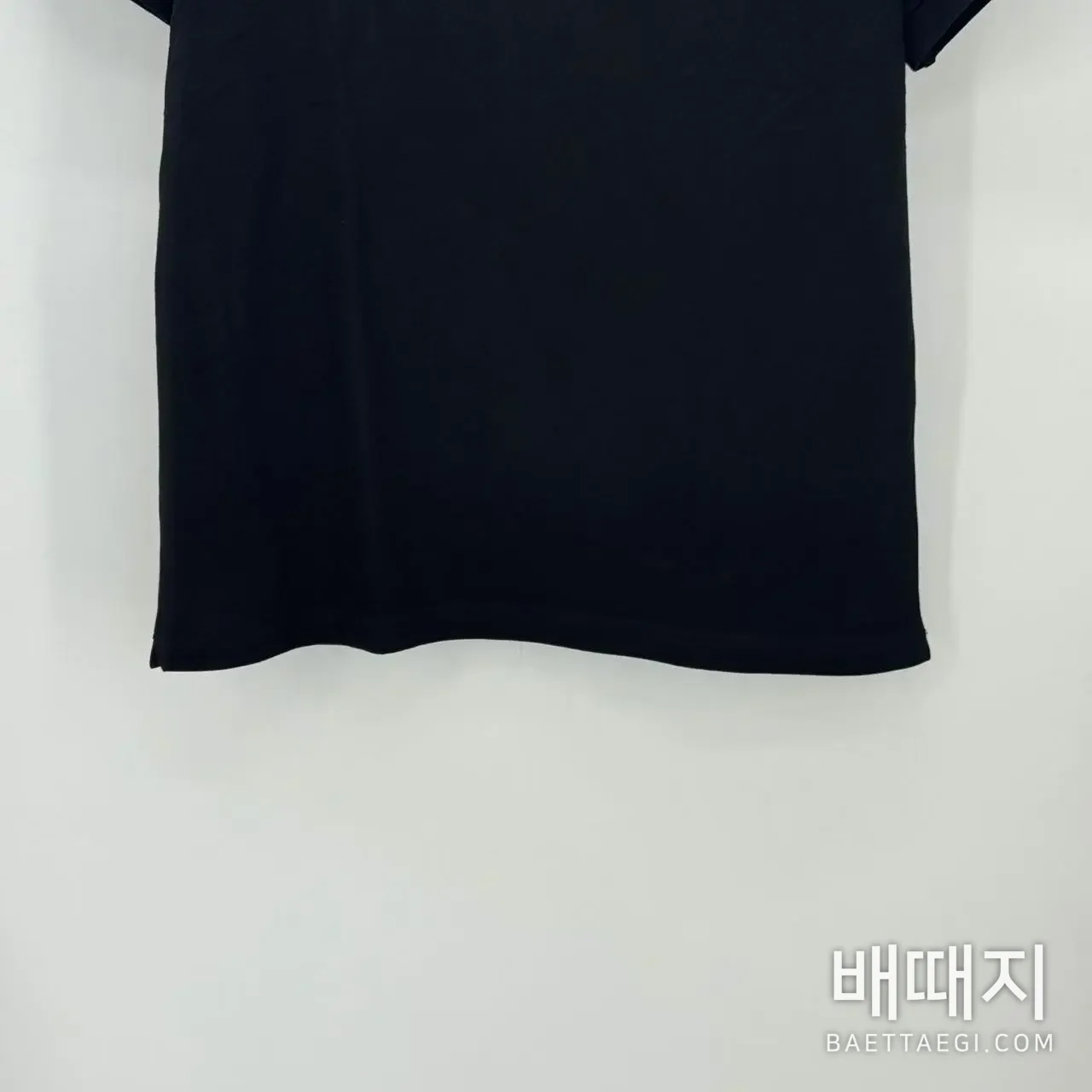 몽클레르 로고 패치워크 남성 반팔 폴로셔츠 검수사진 3