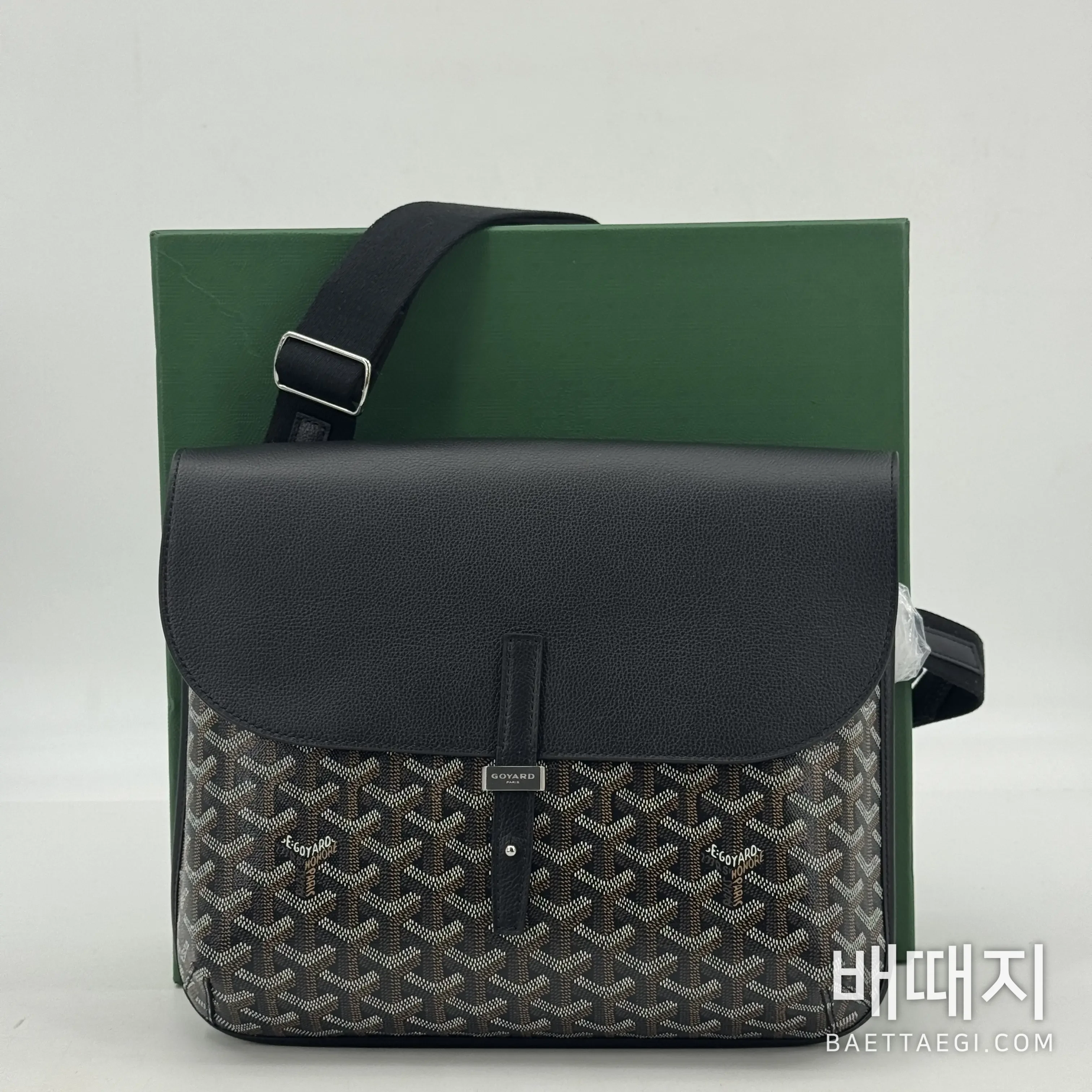 고야드 쿠리에 메신저백 검수사진 2
