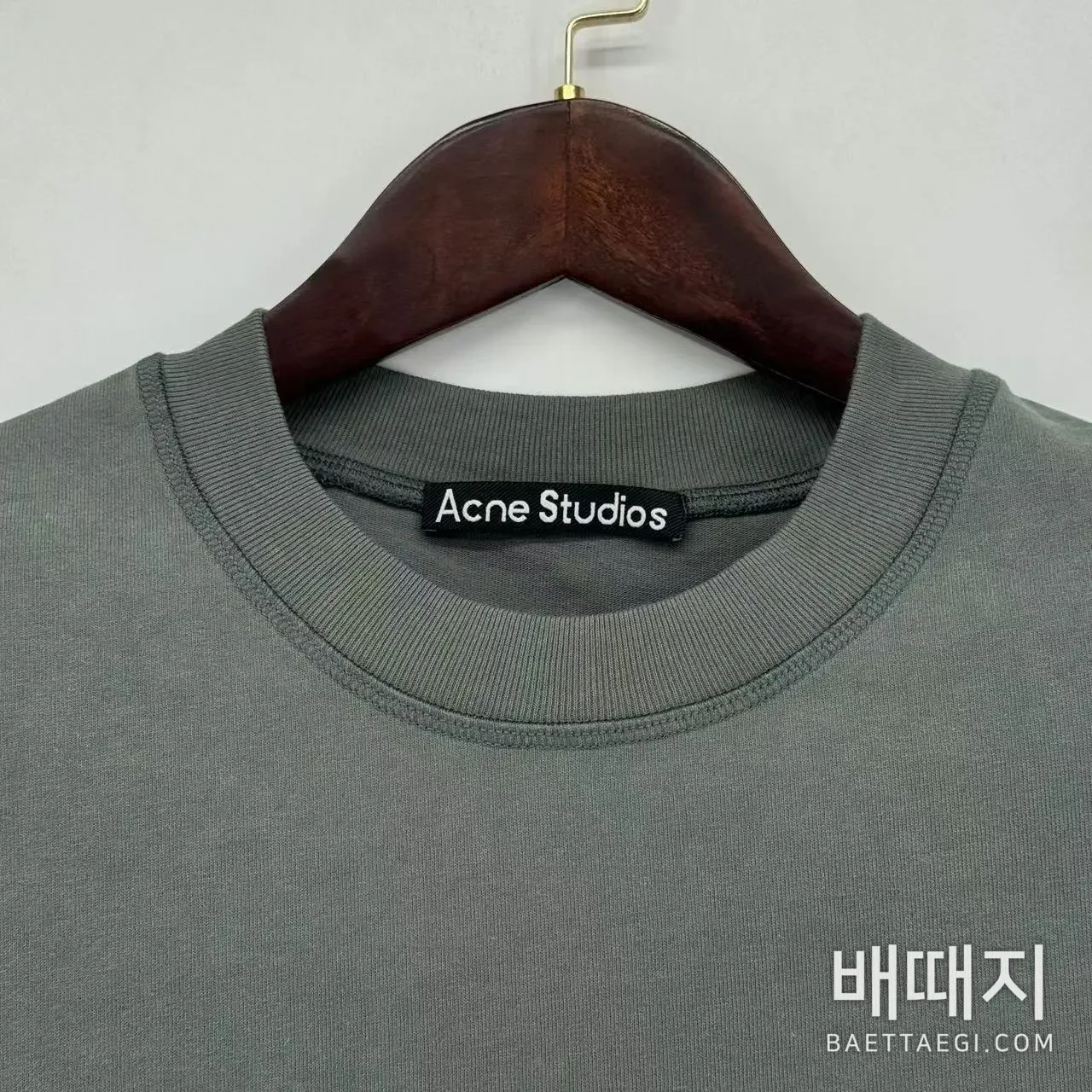 아크네스튜디오 남성 로고 프린트 반팔 티셔츠 검수사진 4