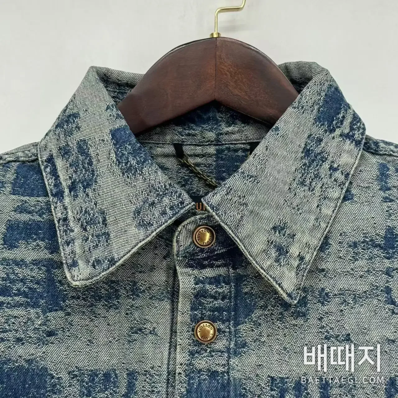 루이비통 모노그램 페이드 플레이드 반팔 셔츠 검수사진 4