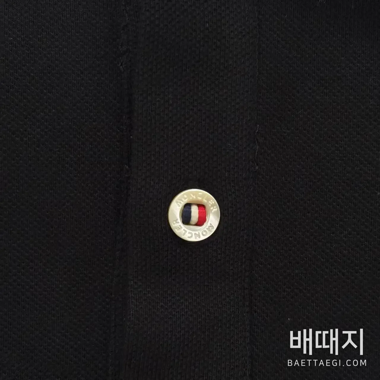 몽클레르 로고 패치워크 남성 반팔 폴로셔츠 검수사진 5