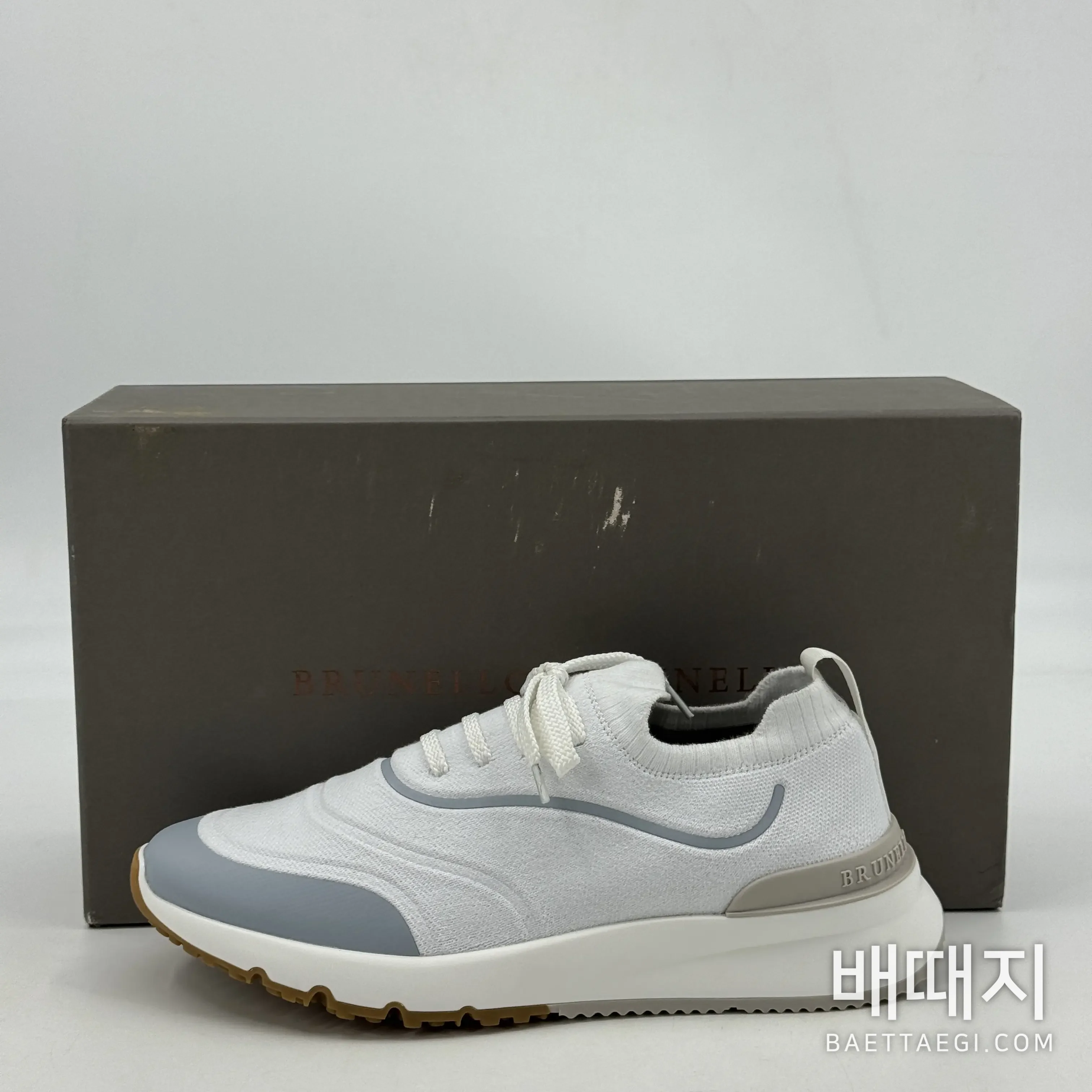브루넬로쿠치넬리 운동화 검수사진 4