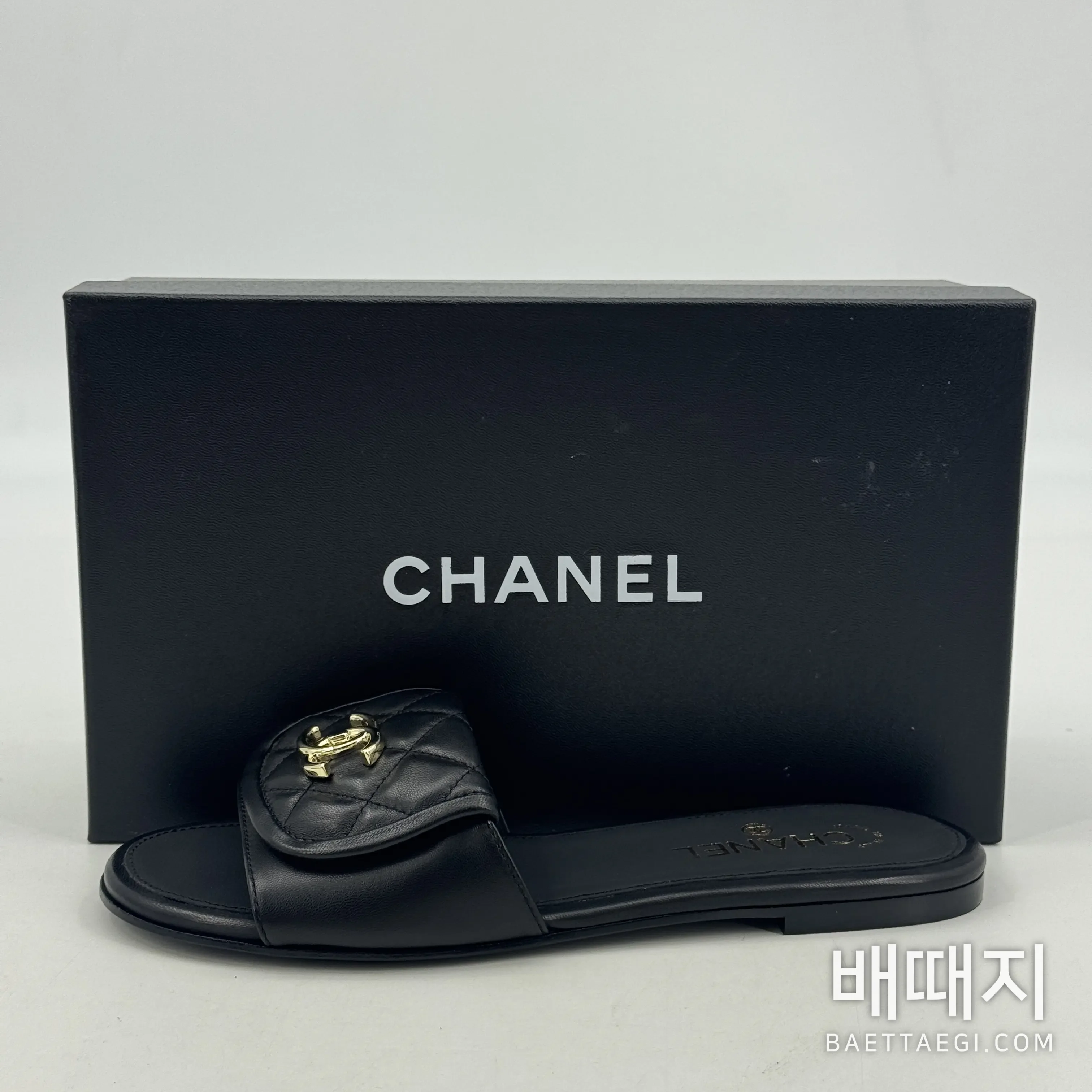 샤넬 25C 블랙 아가일 슬리퍼 3350 검수사진 4