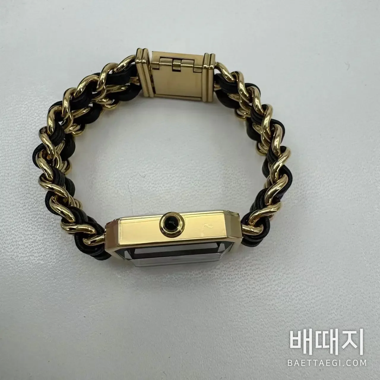 샤넬 슈가큐브 블랙 골드 쿼츠 여성 시계 검수사진 5