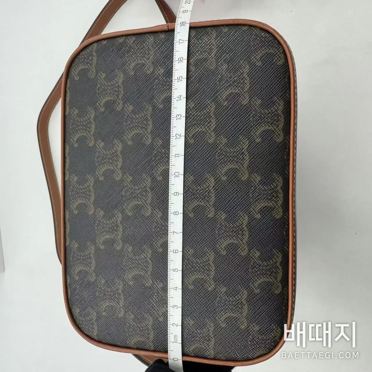 셀린느 버킷백 검수사진 15