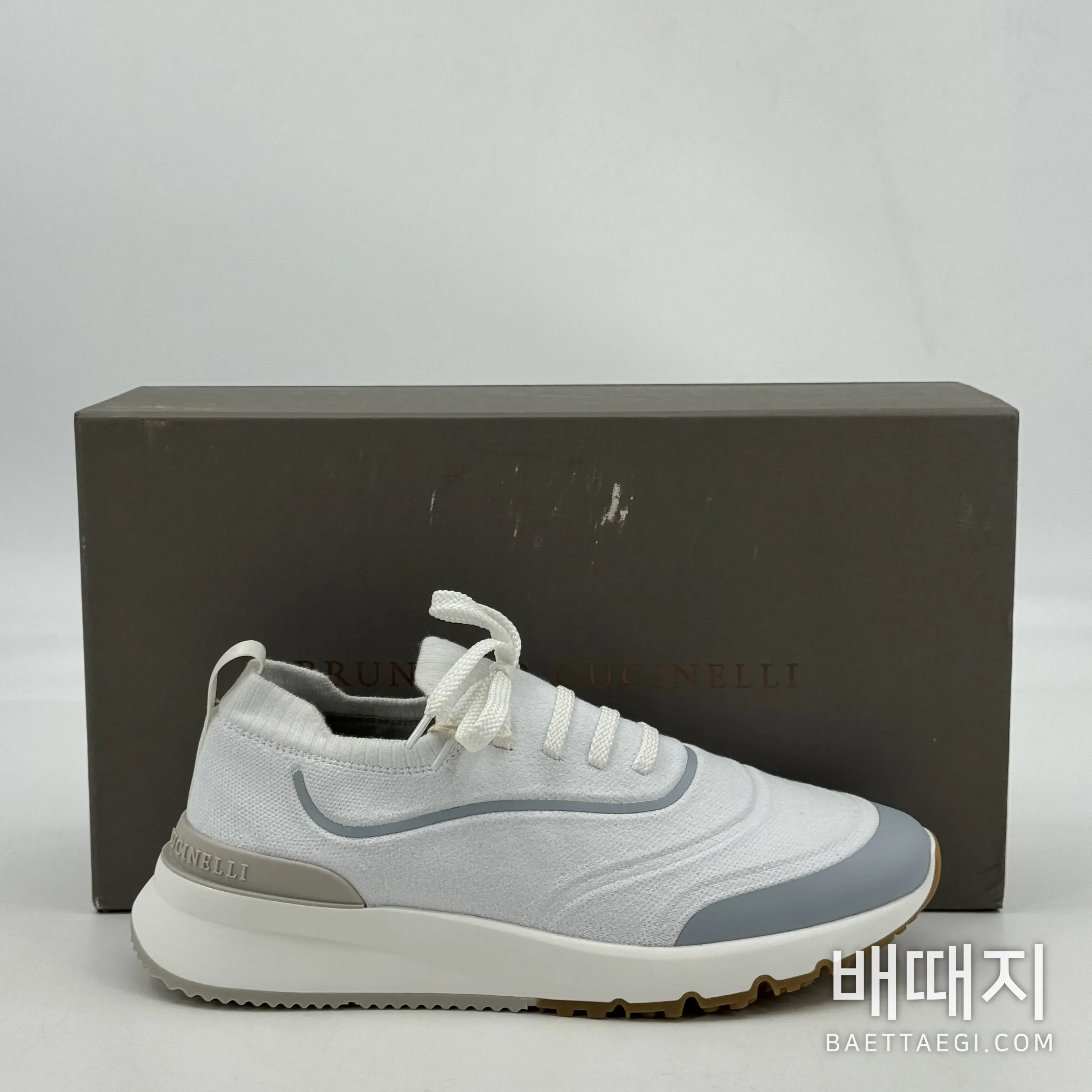 브루넬로쿠치넬리 운동화 검수사진 3