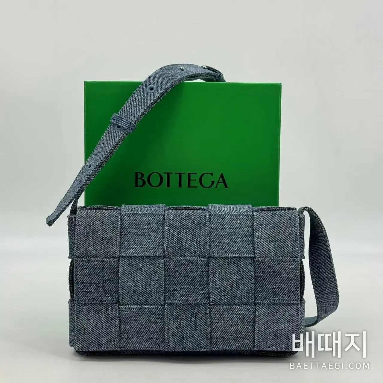 보테가베네타 데님 가방 (세일상품) 검수사진 2