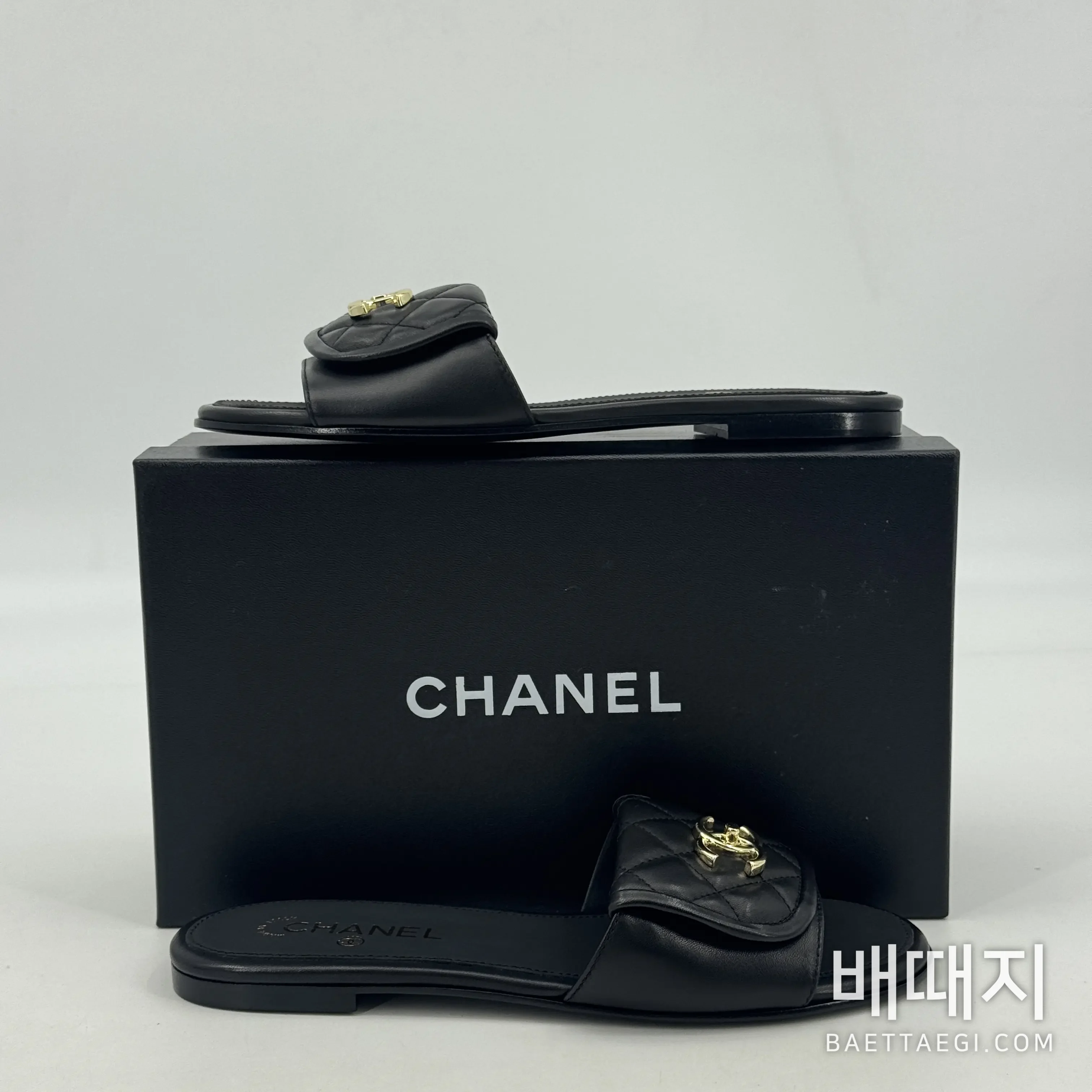 샤넬 25C 블랙 아가일 슬리퍼 3350 검수사진 2