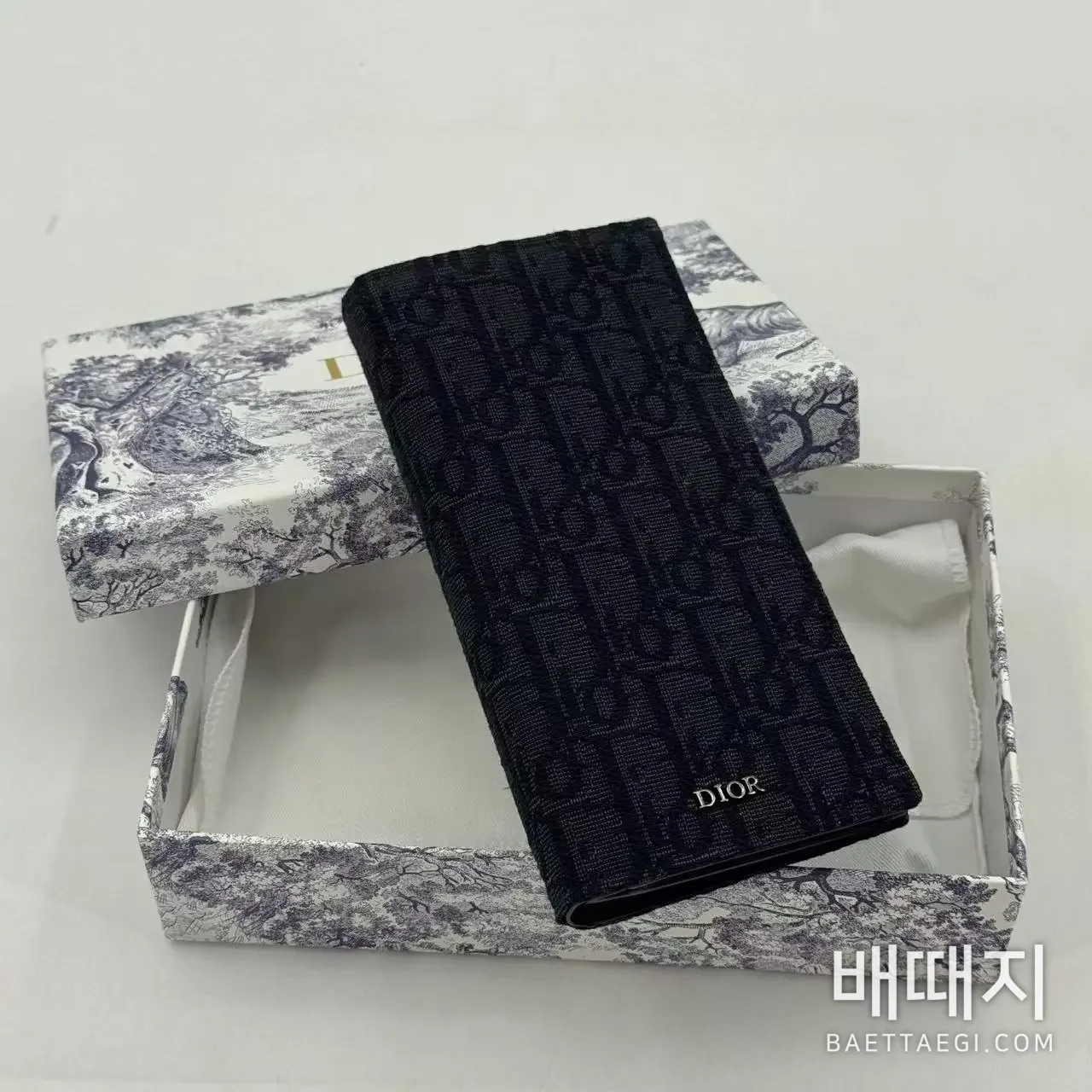 디올 지갑 검수사진 2