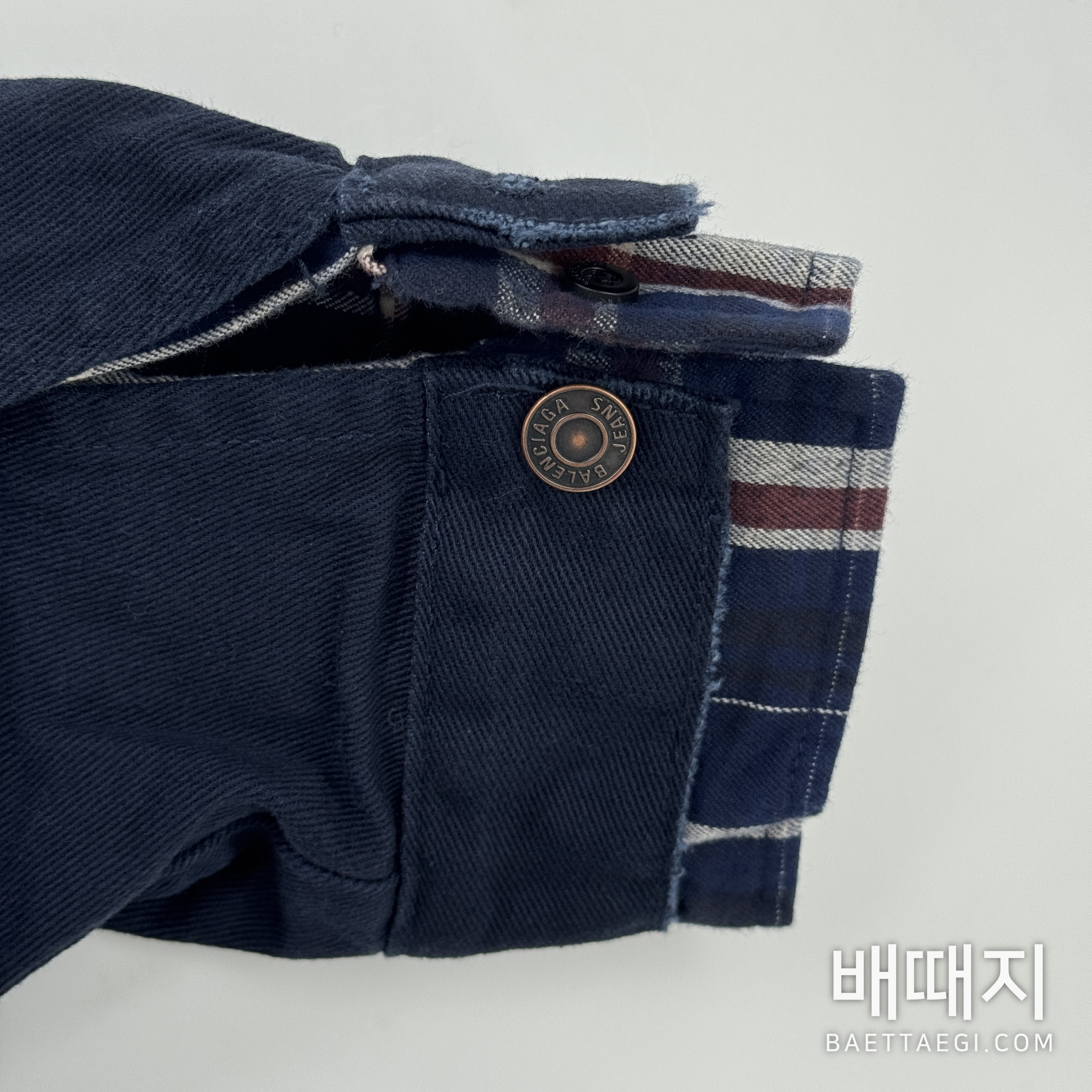 발렌시아가 체크 패턴 패치워크 데님 자켓 196777 검수사진 14