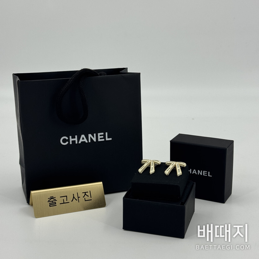 샤넬 귀걸이