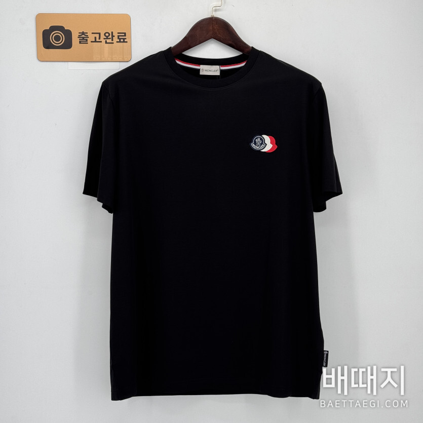 몽클레르 반팔